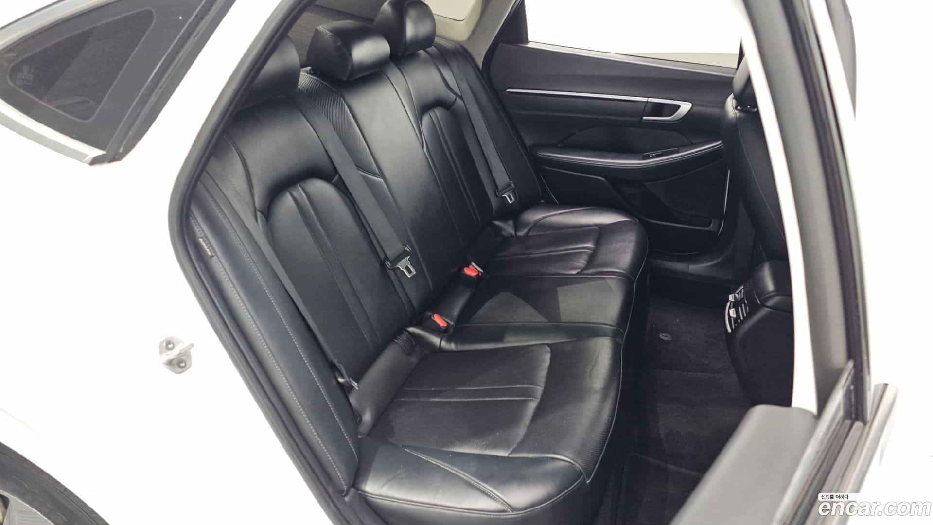 Sonata Hyundai 2023.6-OPTION-015