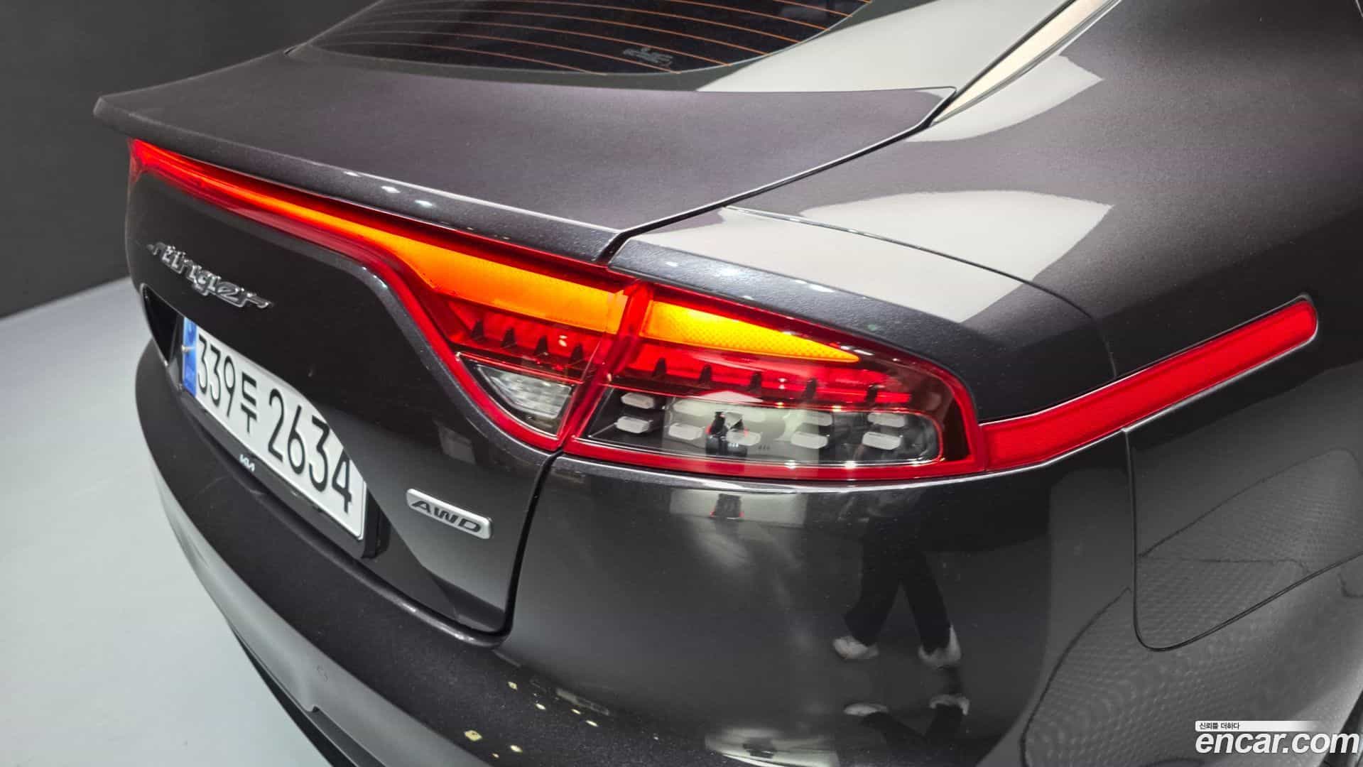Stinger Kia 2021.2-OUTER-033