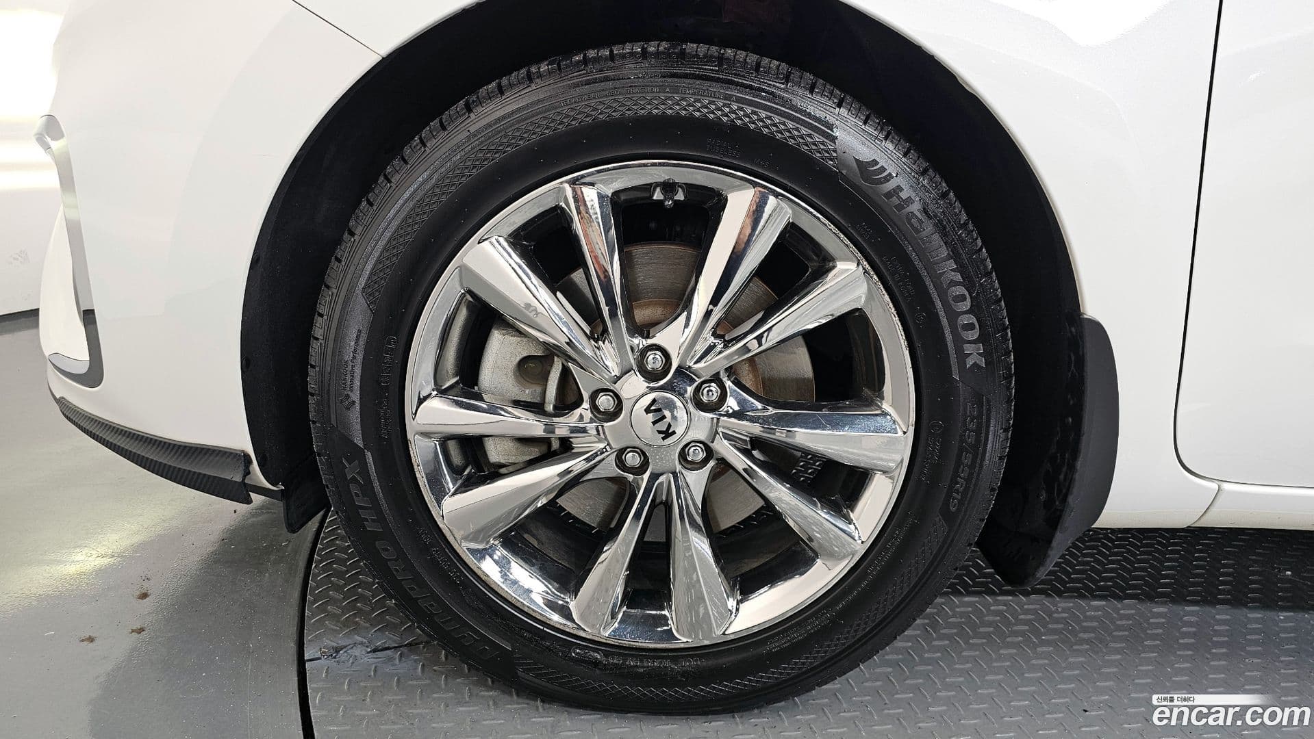 Main__Slider__Photo:Canival Kia 2019.4-4