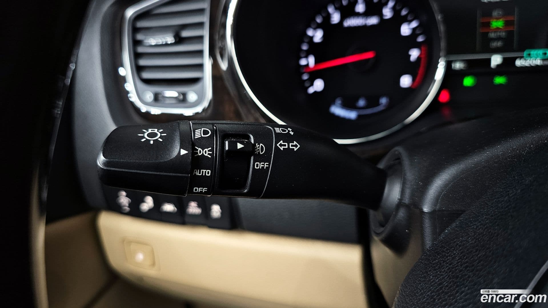 Main__Slider__Photo:Canival Kia 2019.4-17