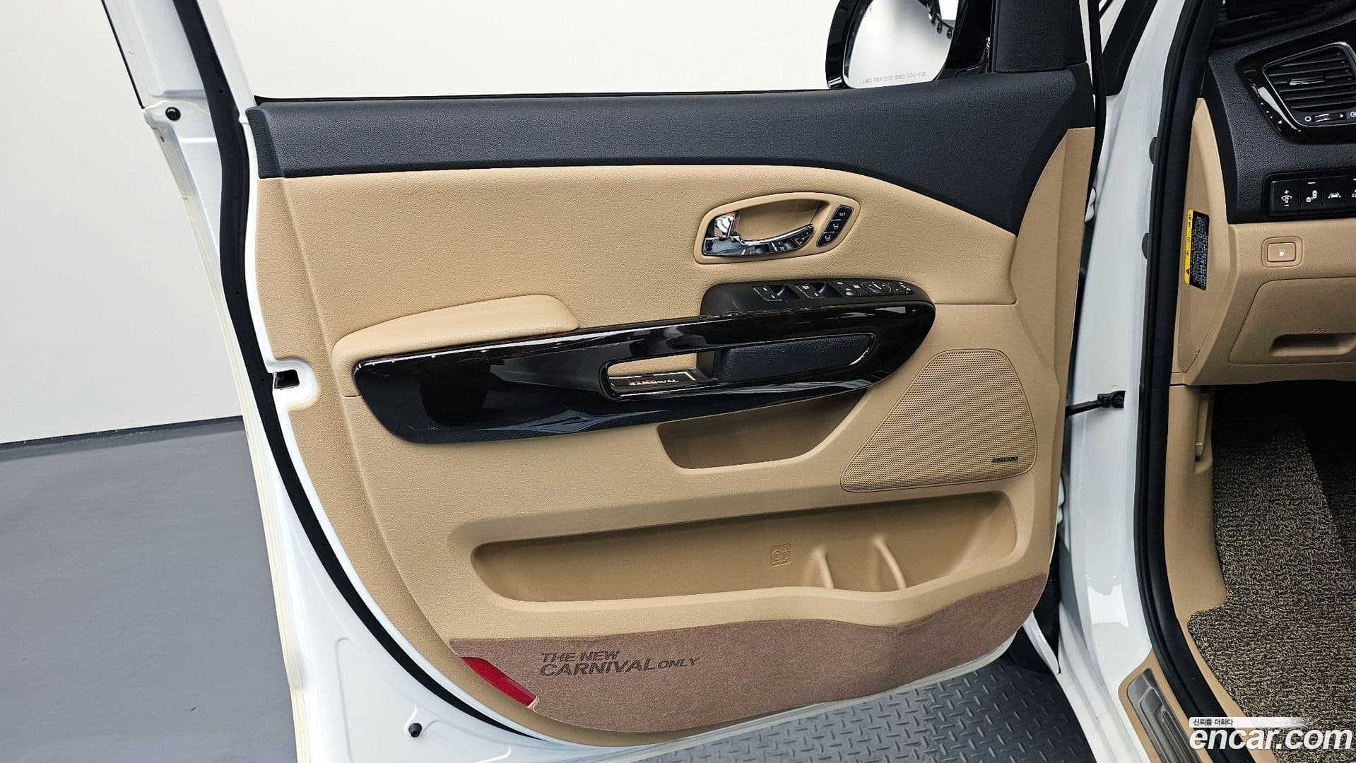 Main__Slider__Photo:Canival Kia 2019.4-23