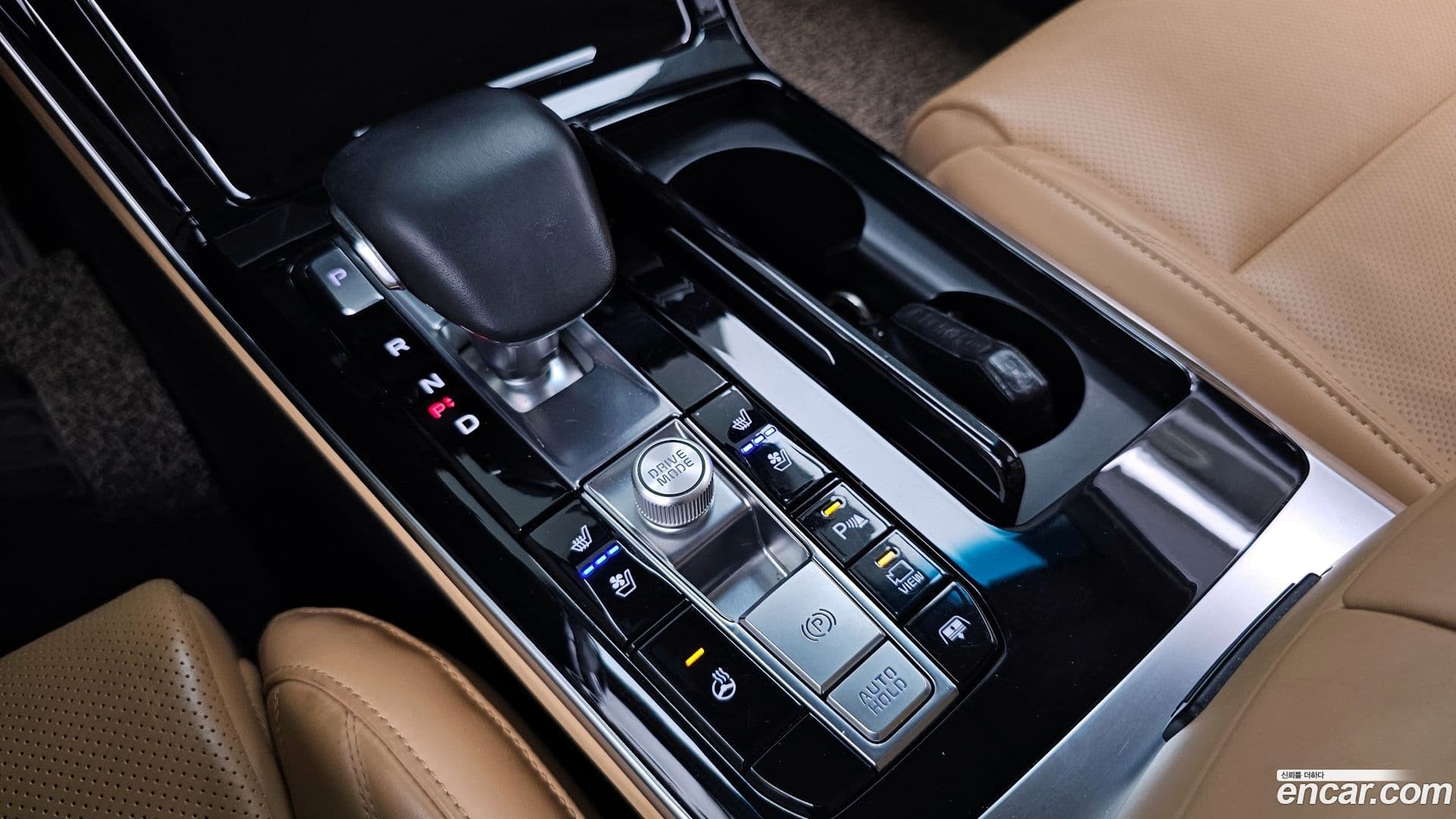 Main__Slider__Photo:K7 Kia 2019.7-8