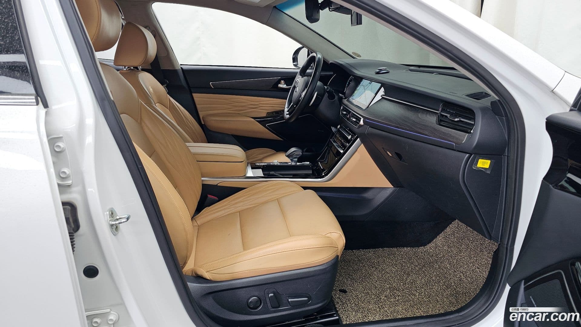 Main__Slider__Photo:K7 Kia 2019.7-10