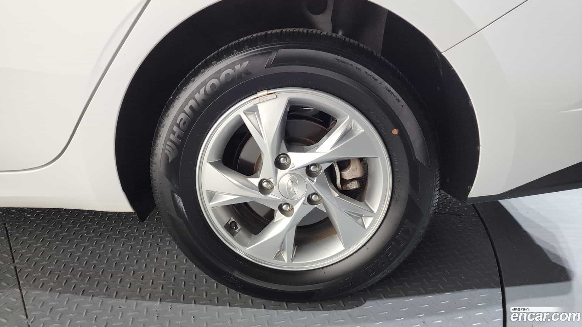 AVANTE Hyundai 2022.8-OUTER-031