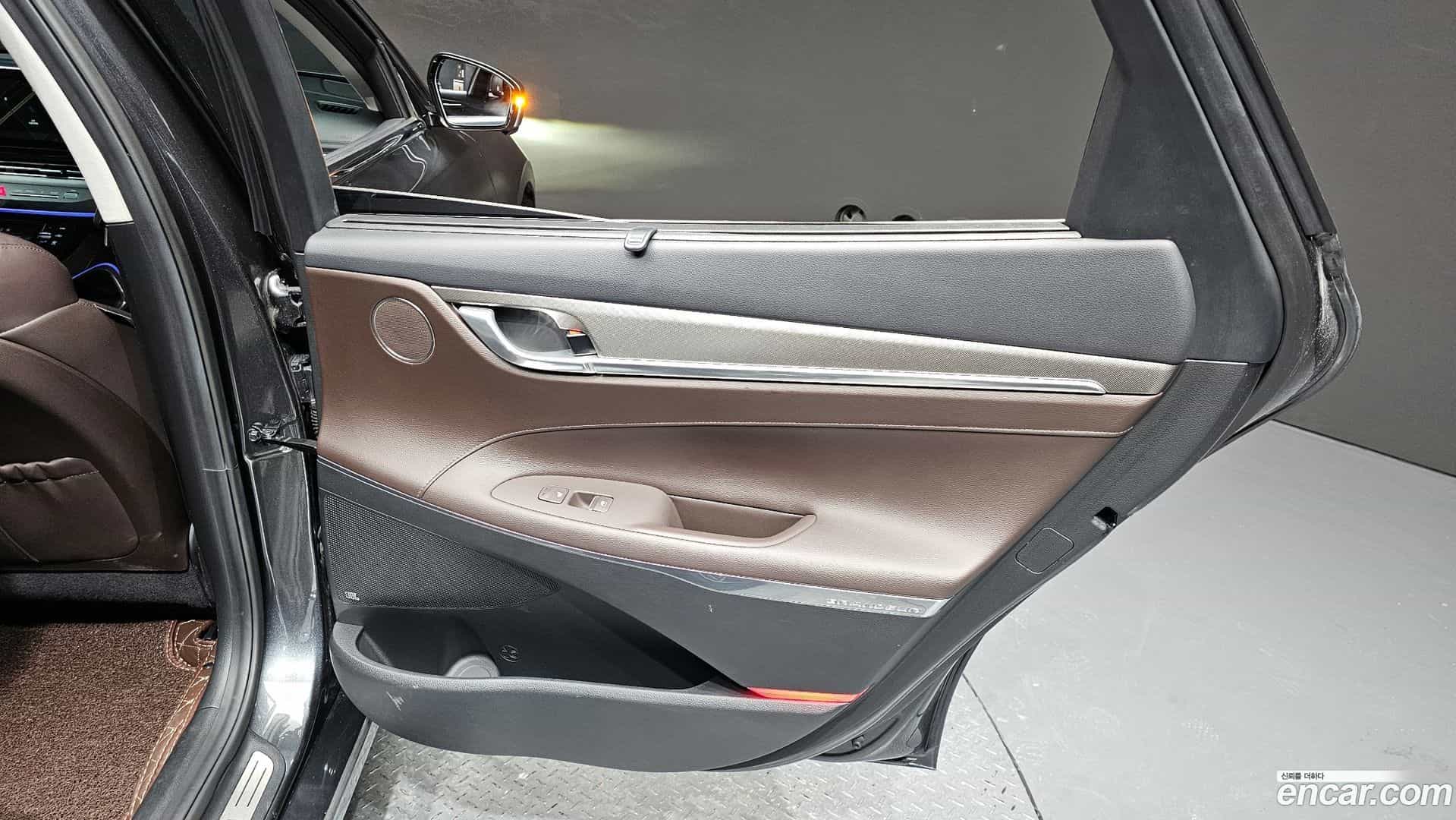 Grandeur Hyundai 2021.2-OPTION-041