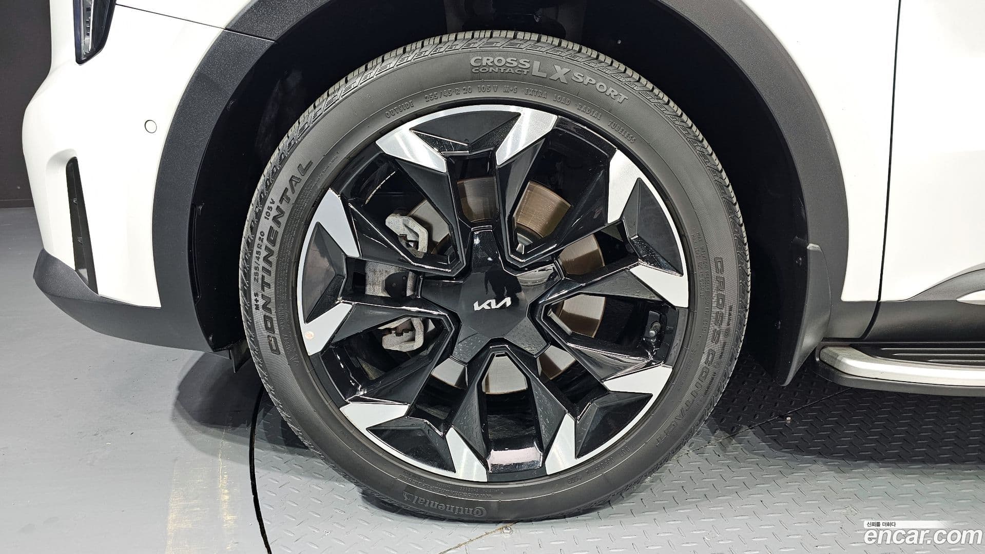 Main__Slider__Photo:Sorento Kia 2023.9-4