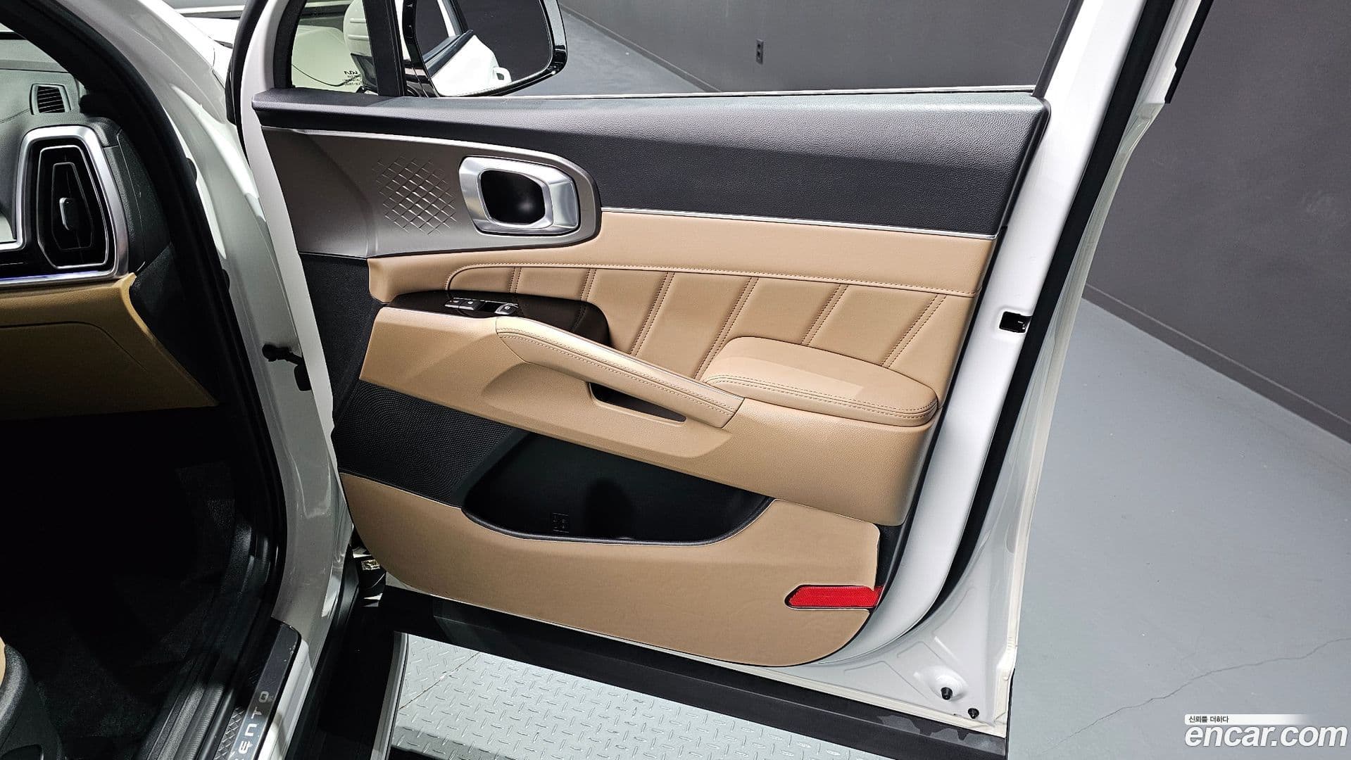 Main__Slider__Photo:Sorento Kia 2023.9-23