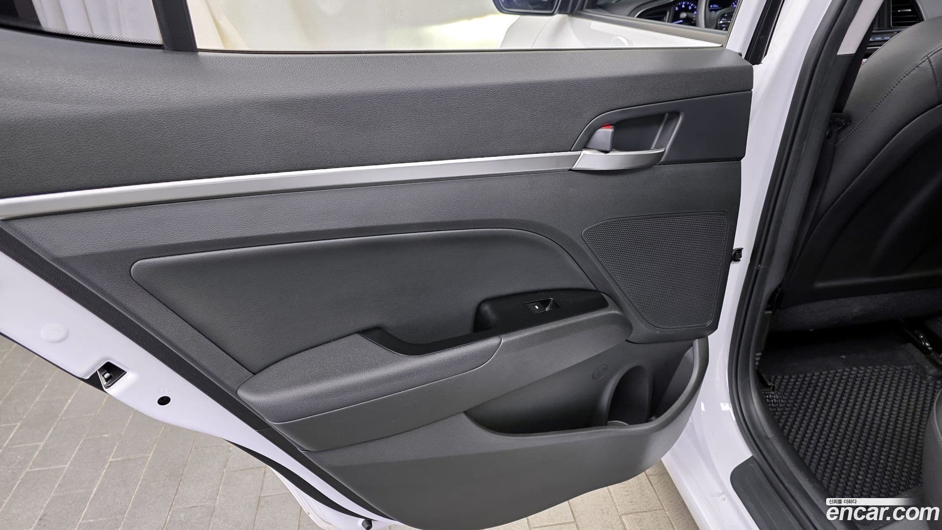 Main__Slider__Photo:AVANTE Hyundai 2019.10-24