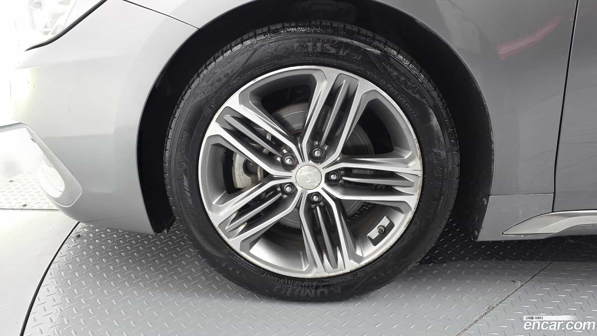 Grandeur Hyundai 2017.11-OUTER-005