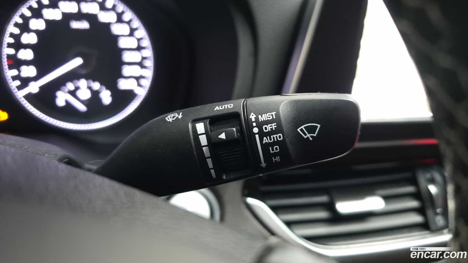 Grandeur Hyundai 2017.11-OPTION-042