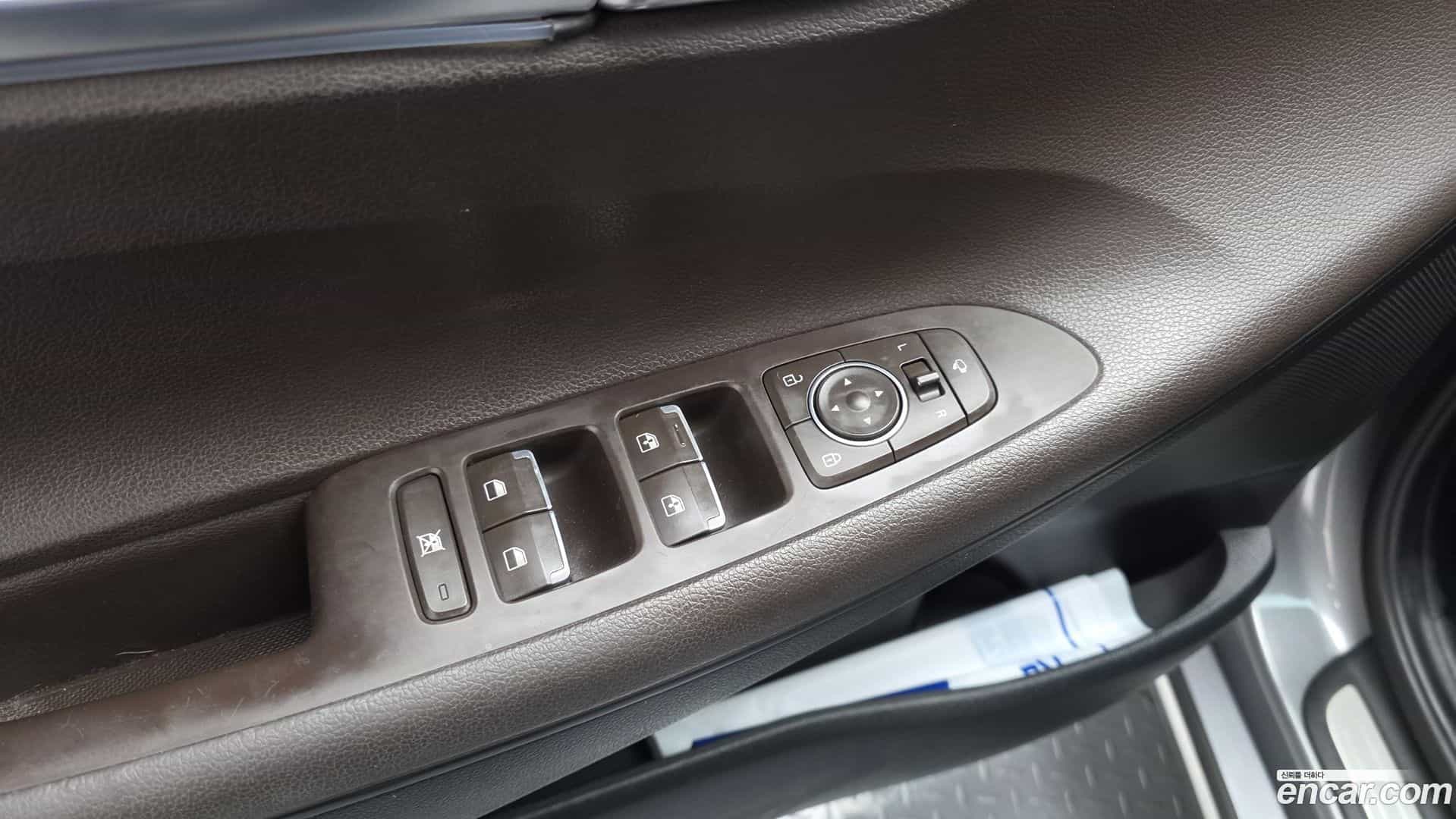 Grandeur Hyundai 2017.11-OPTION-043