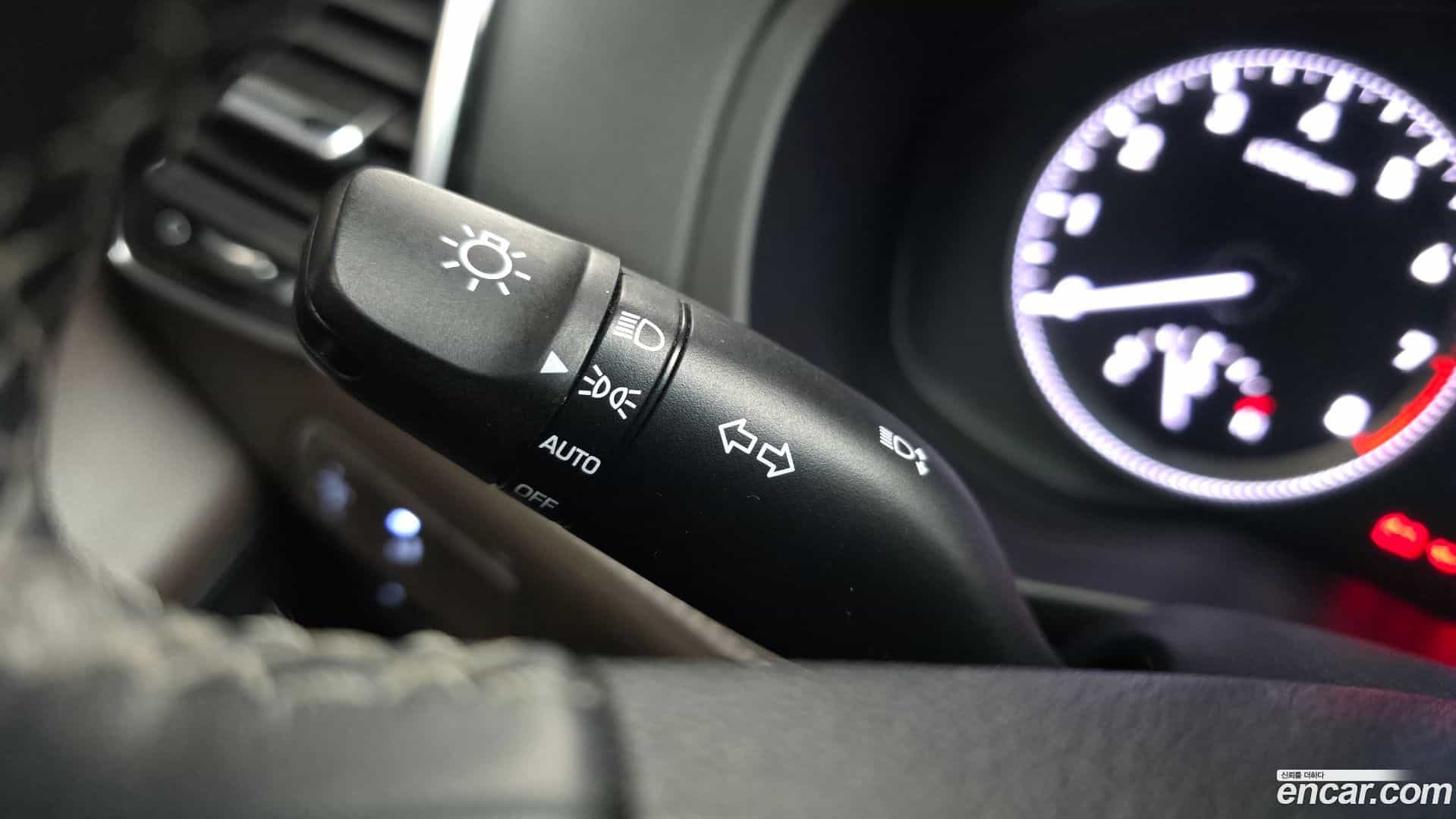 Grandeur Hyundai 2017.11-OPTION-047