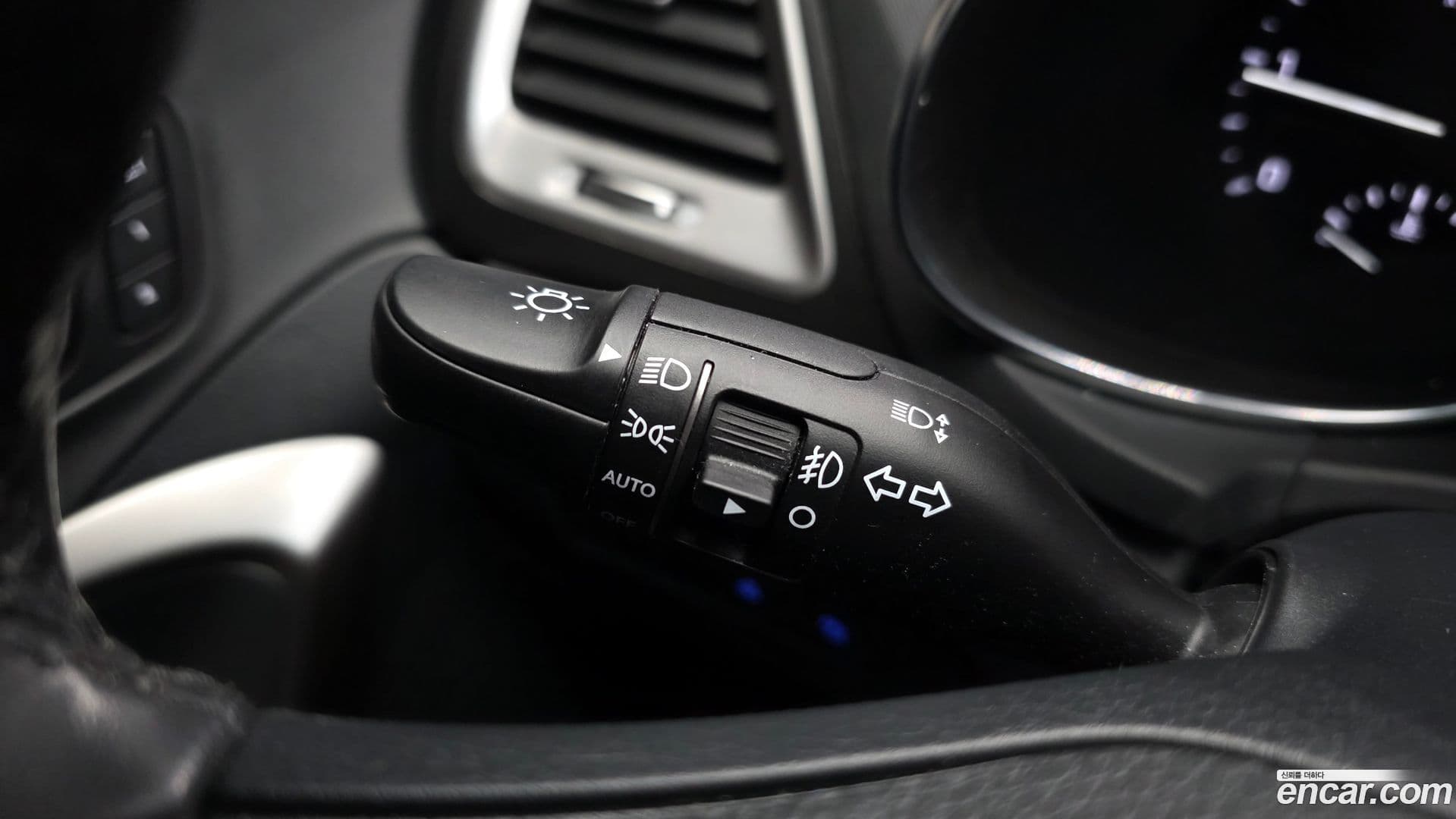 Main__Slider__Photo:Santafe Hyundai 2016.1-27