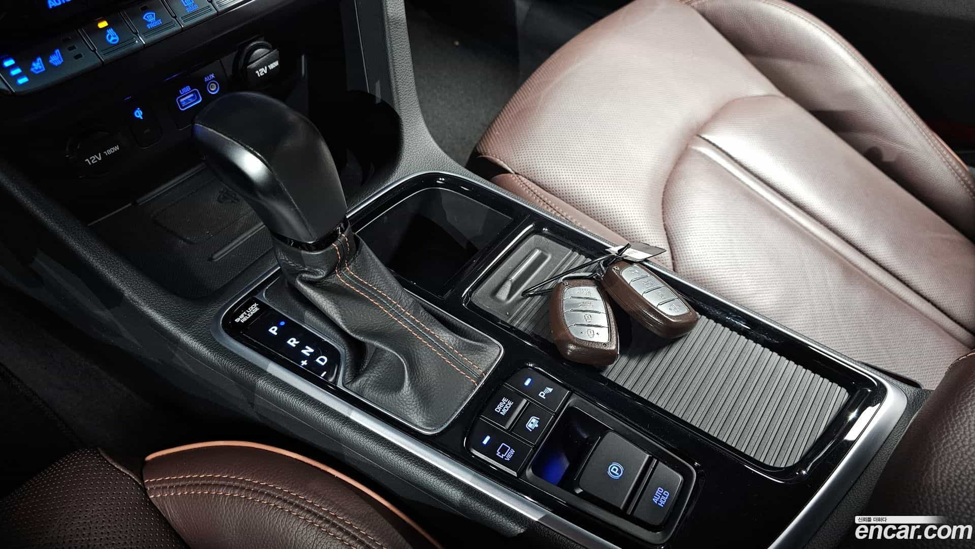 Sonata Hyundai 2018.6-INNER-009