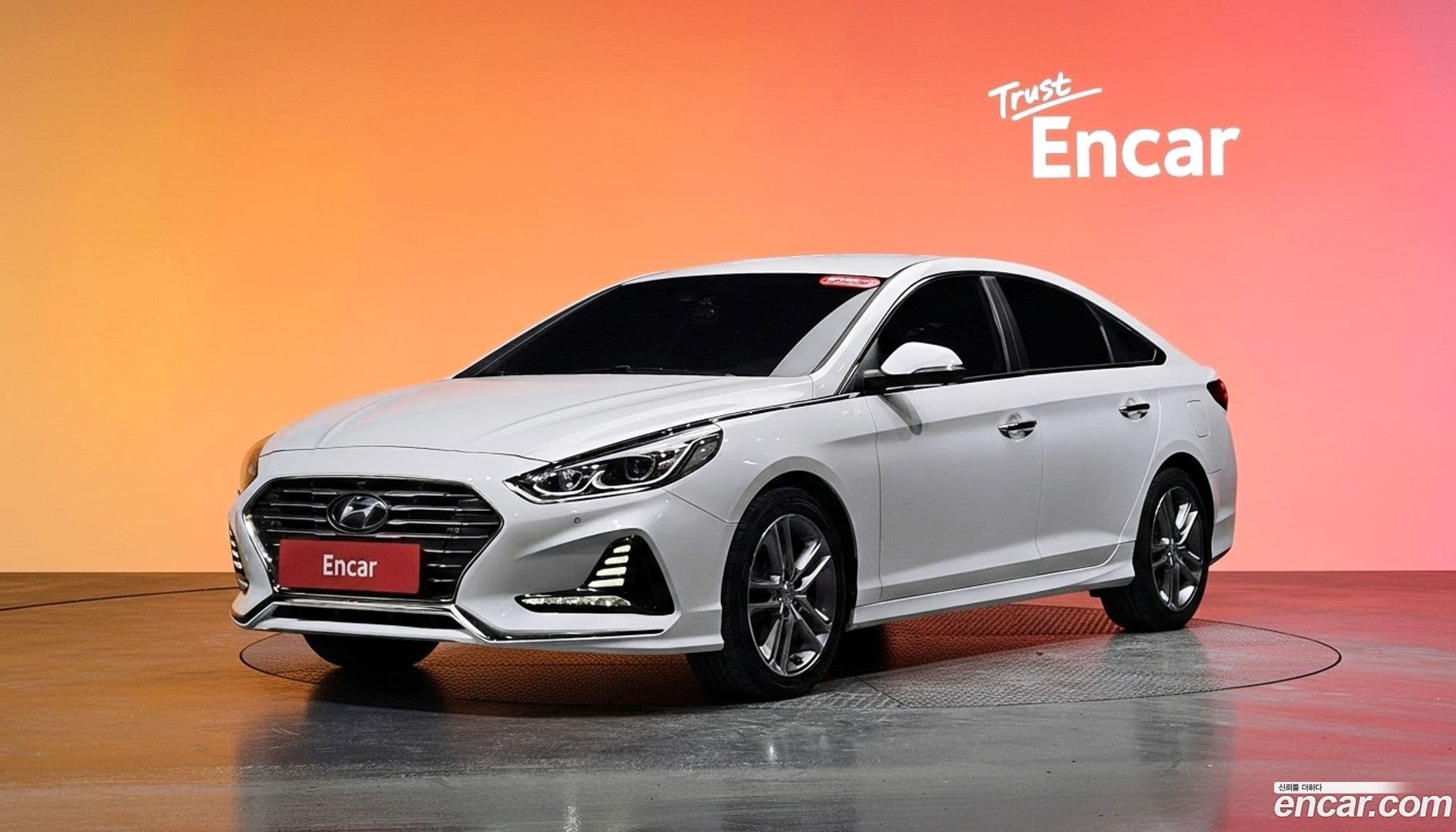 Main__Slider__Photo:Sonata Hyundai 2018.6-0