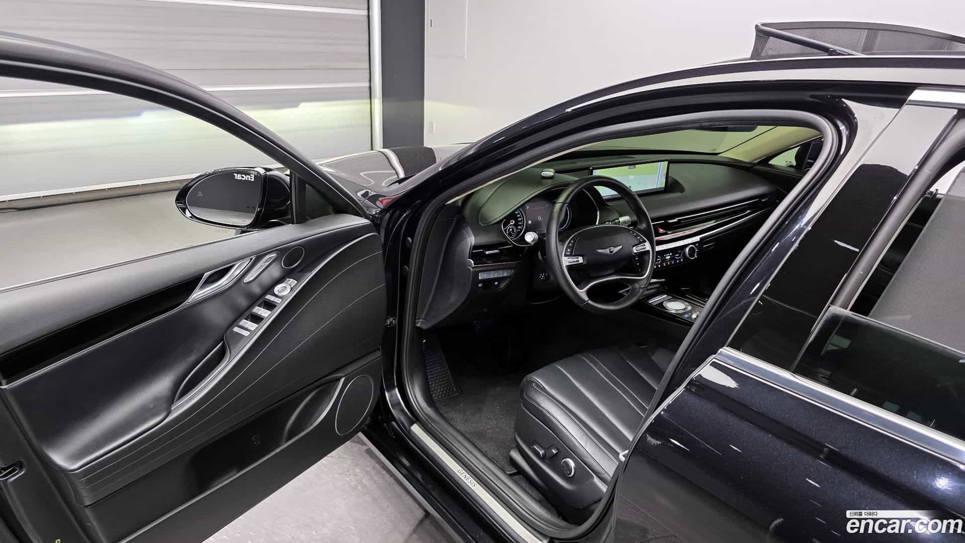 G80 Genesis 2022.1-INNER-010