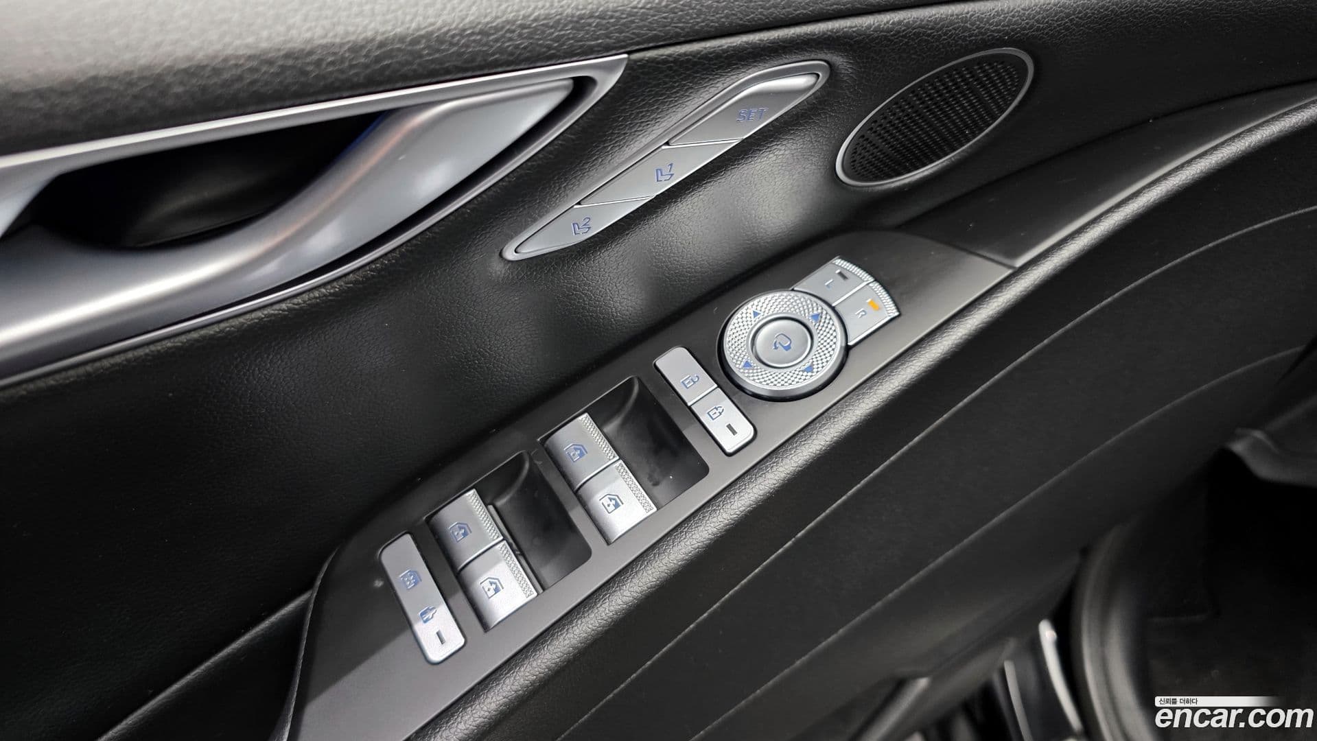 Main__Slider__Photo:G80 Genesis 2022.1-12