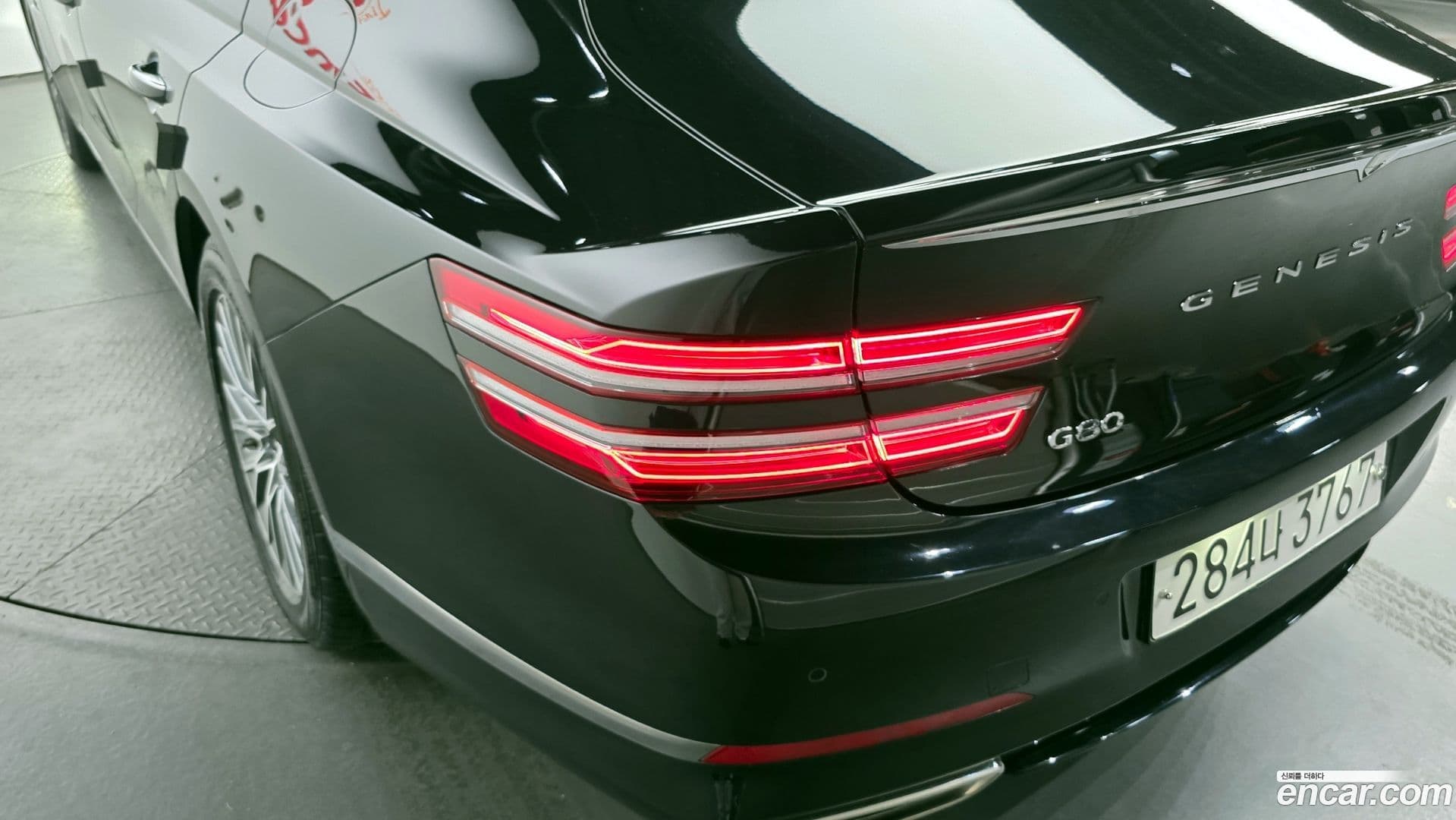 Main__Slider__Photo:G80 Genesis 2022.1-22