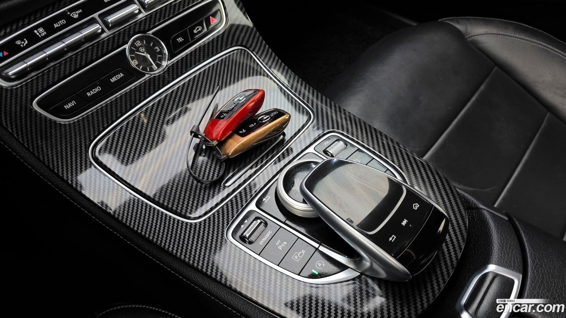 Main__Slider__Photo:E-Class Mercedes-Benz 2017.6-17