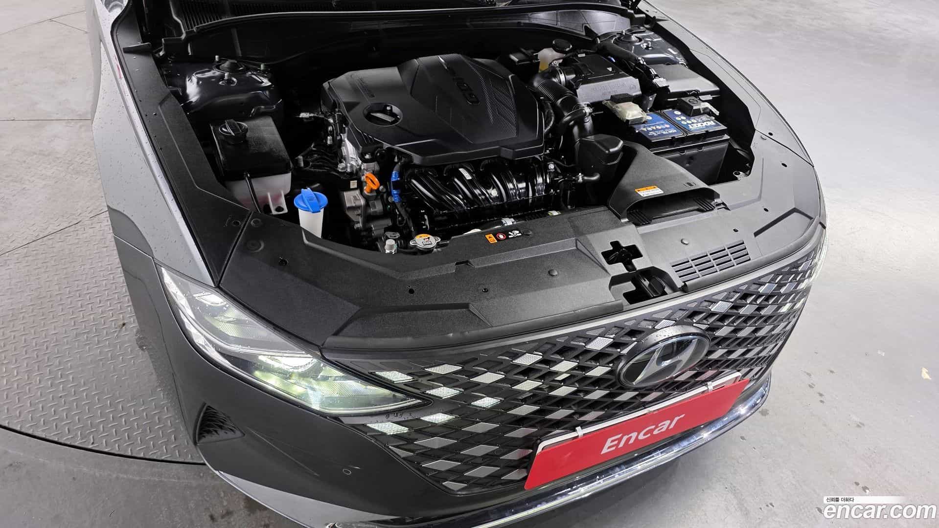 Grandeur Hyundai 2022.0-OUTER-006