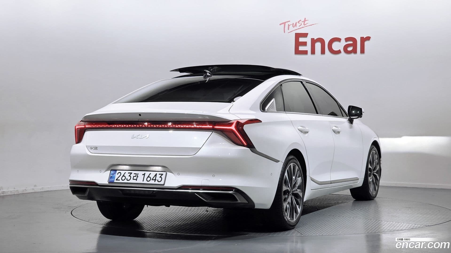 Main__Slider__Photo:K8 Kia 2022.3-1