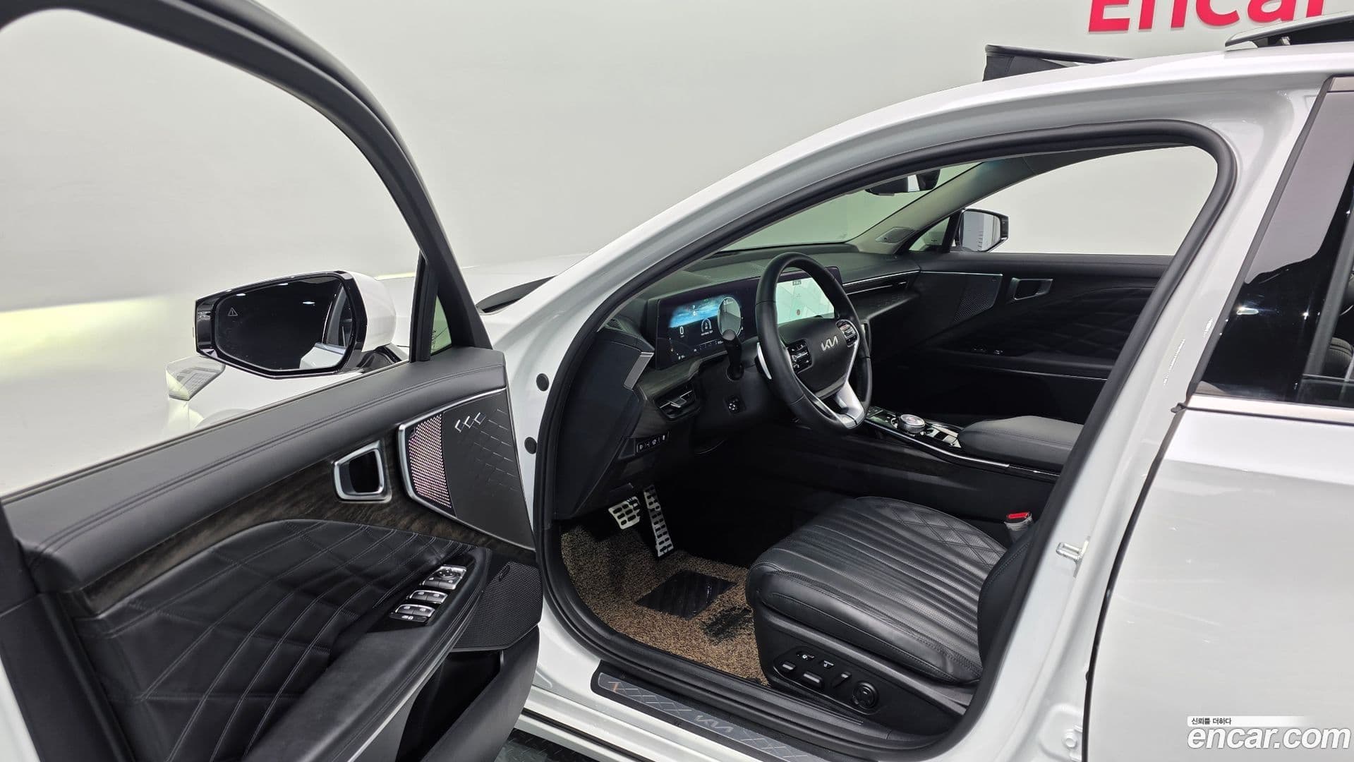 Main__Slider__Photo:K8 Kia 2022.3-9