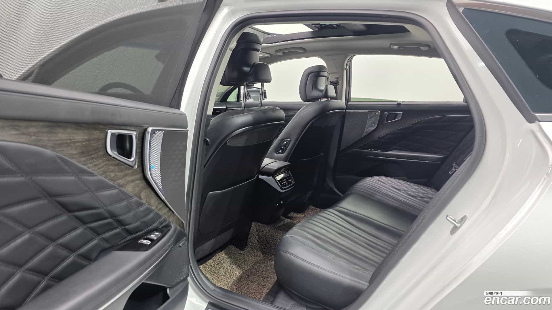 K8 Kia 2022.3-OPTION-015