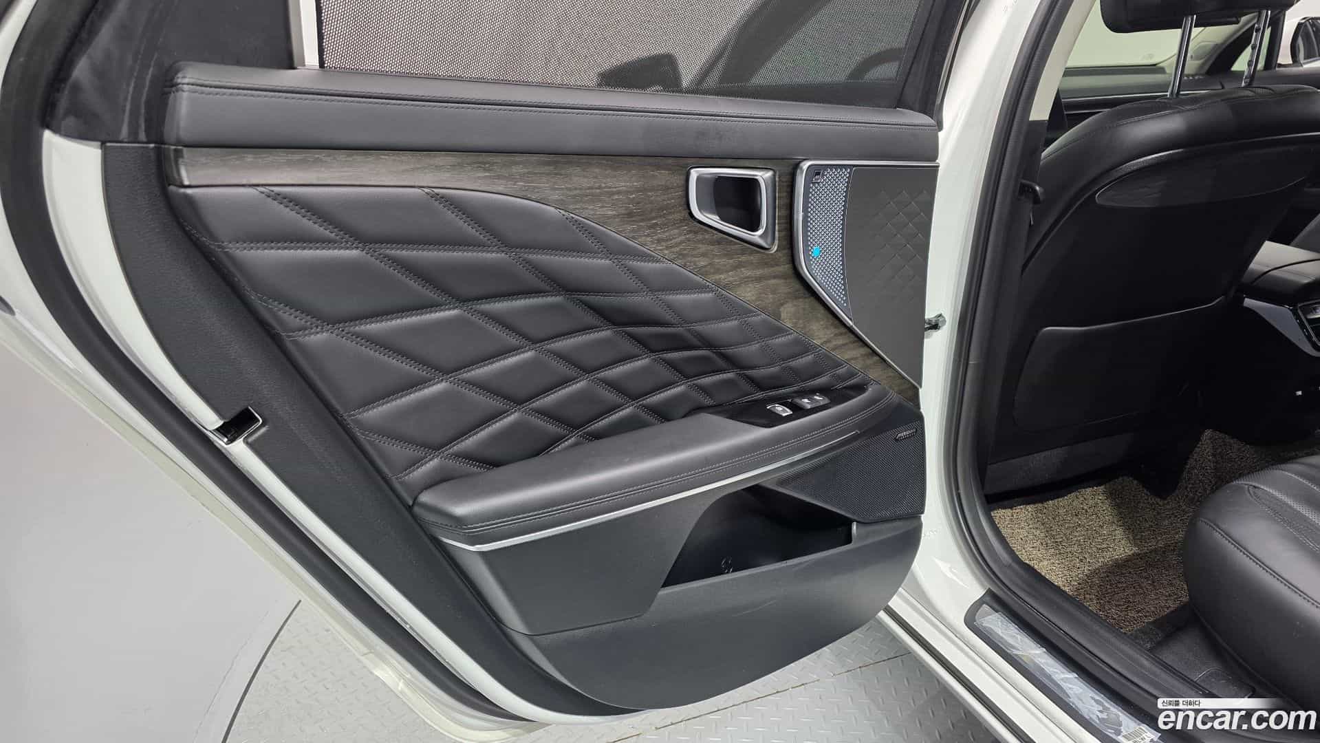 K8 Kia 2022.3-INNER-035