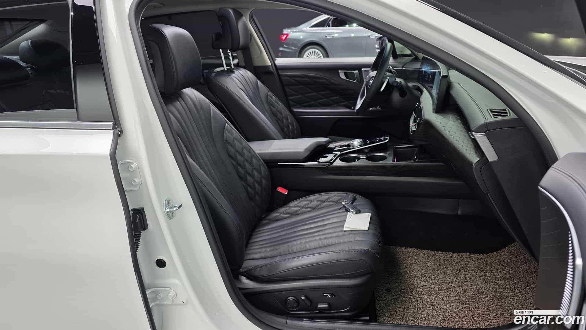K8 Kia 2022.3-INNER-036