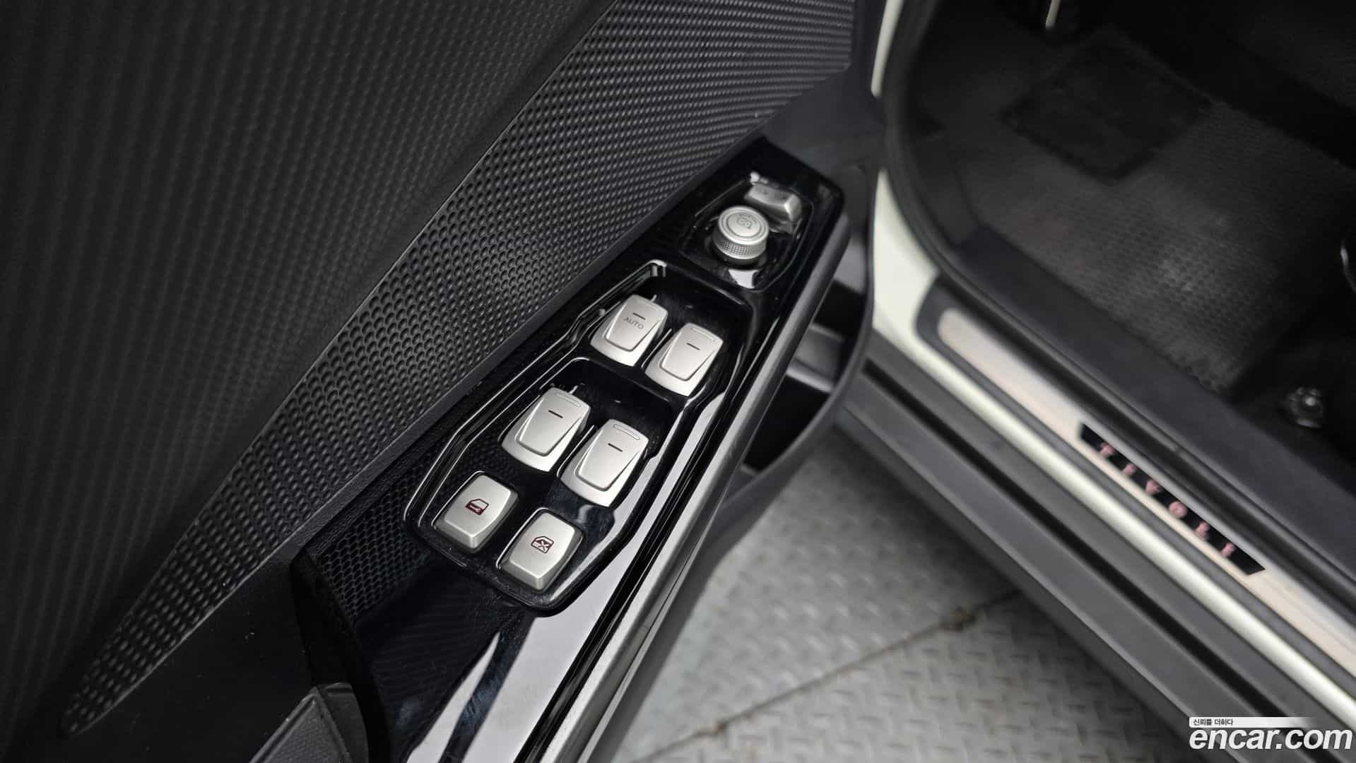 TIBOLI KG Mobility 2017.1-OPTION-041