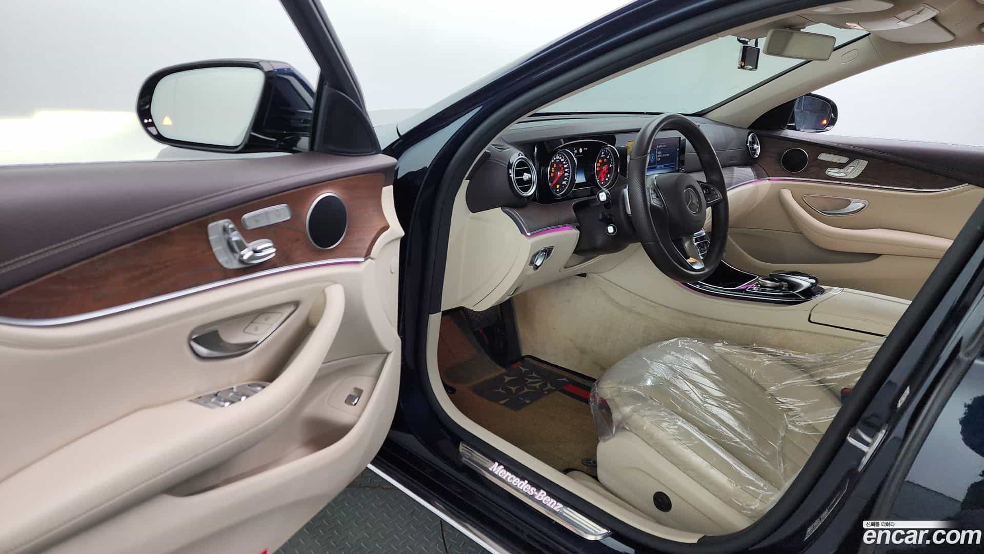 E-Class Mercedes-Benz 2016.8-INNER-010
