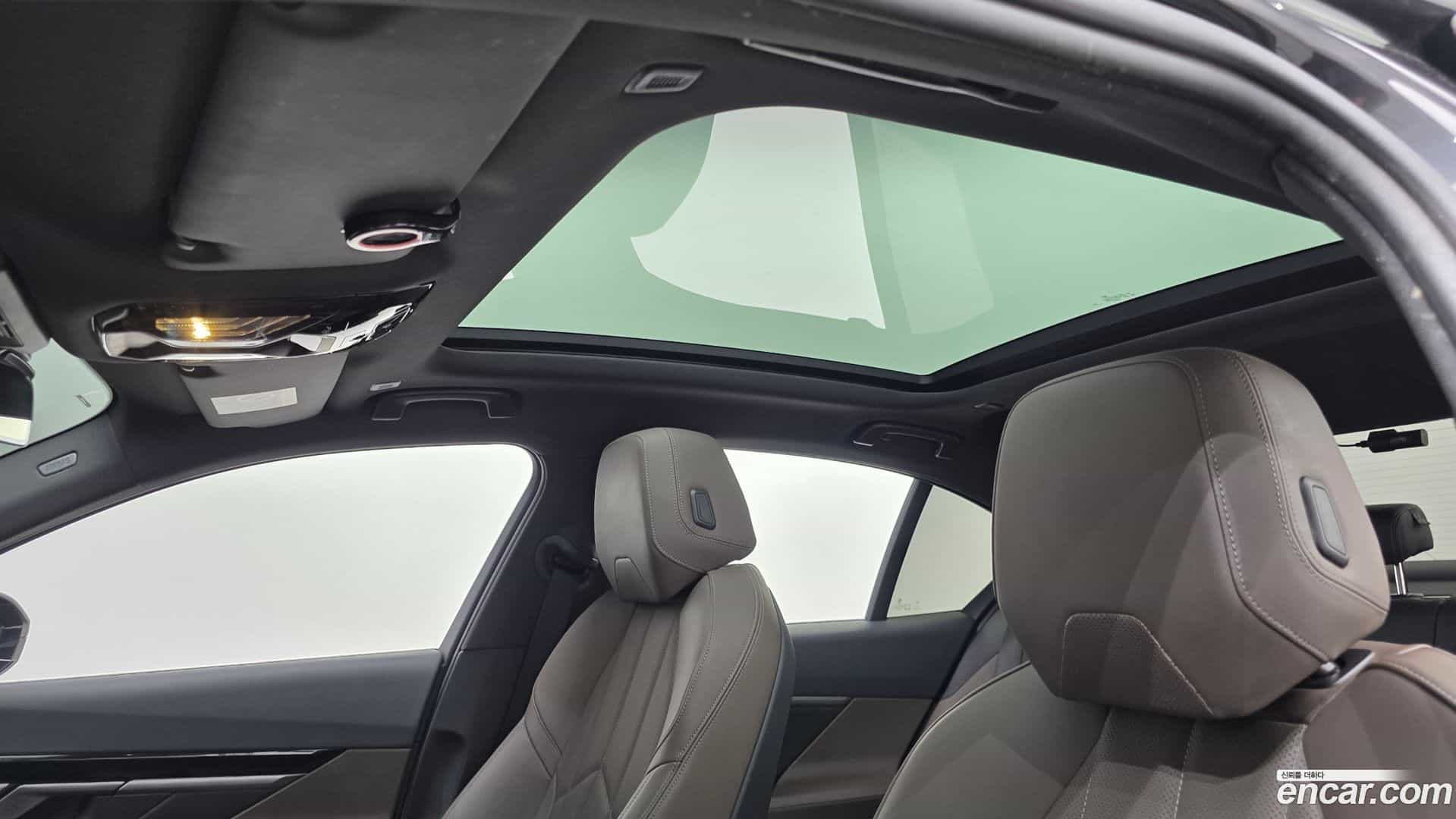 5-Series BMW 2023.9-OPTION-023