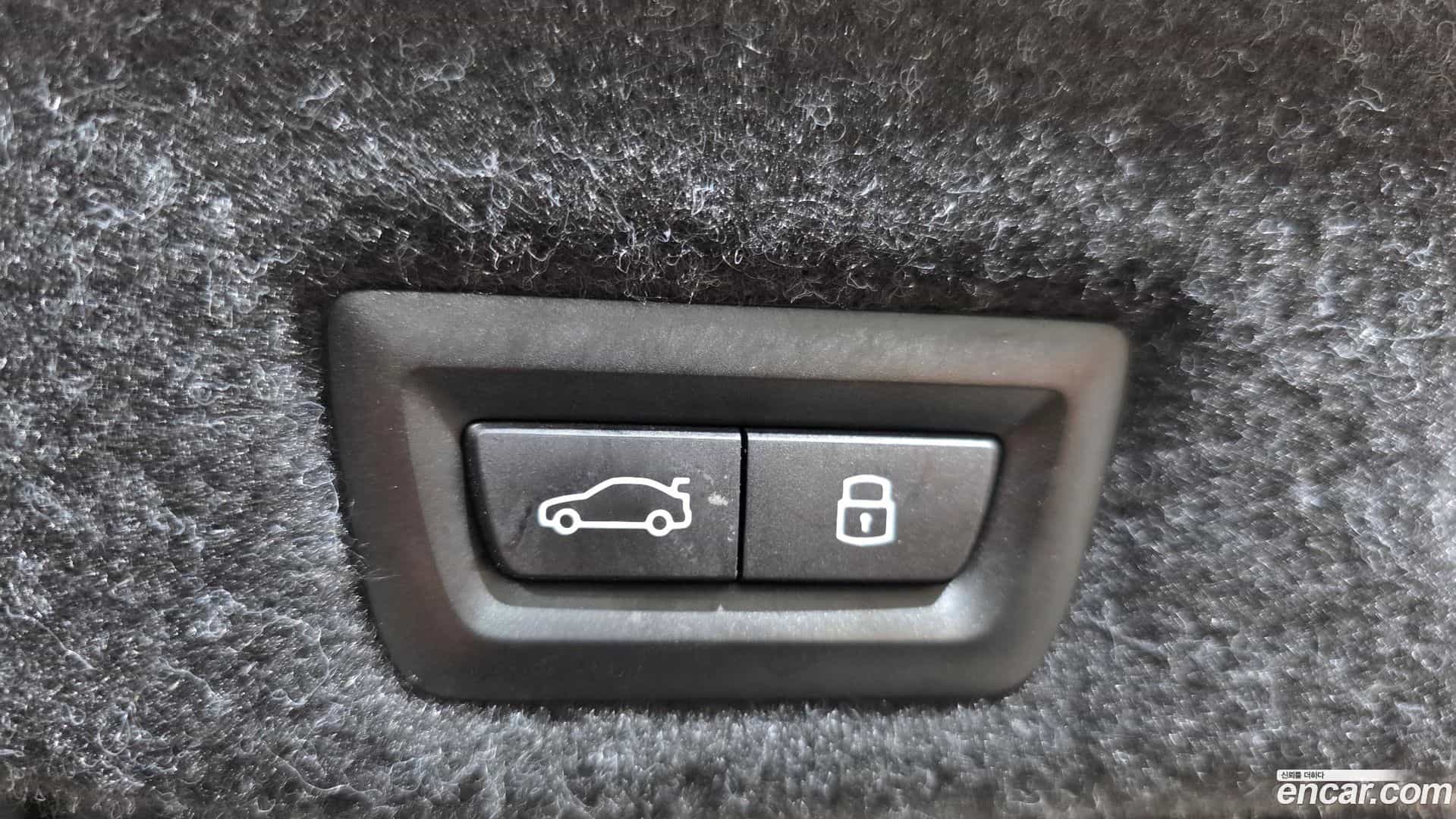 5-Series BMW 2023.9-OPTION-024
