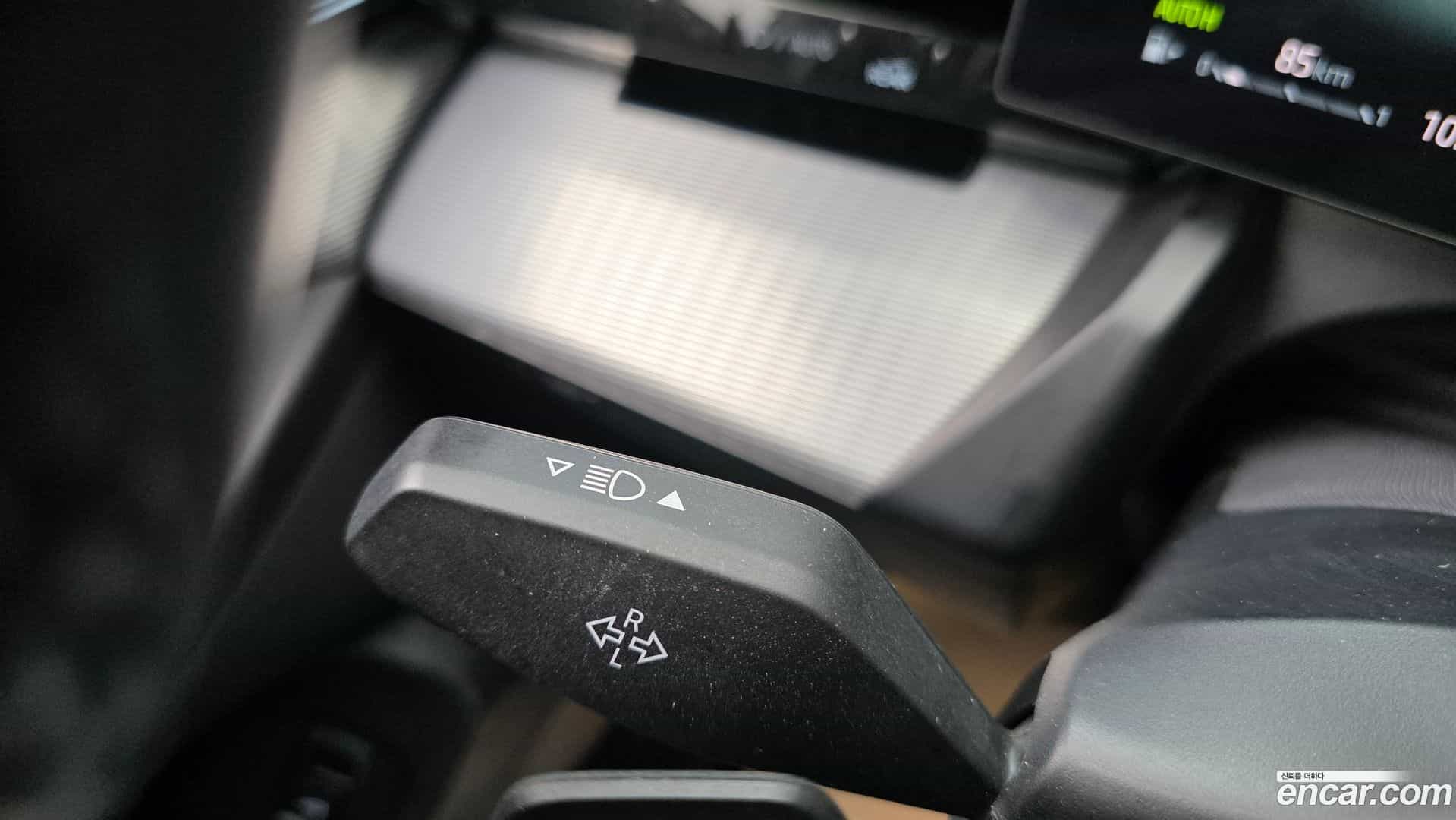 5-Series BMW 2023.9-OPTION-041