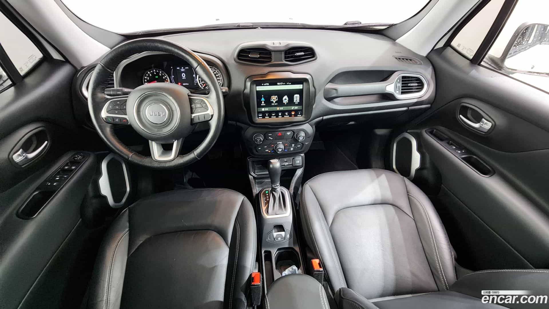 Renegade Jeep 2018.8-INNER-007