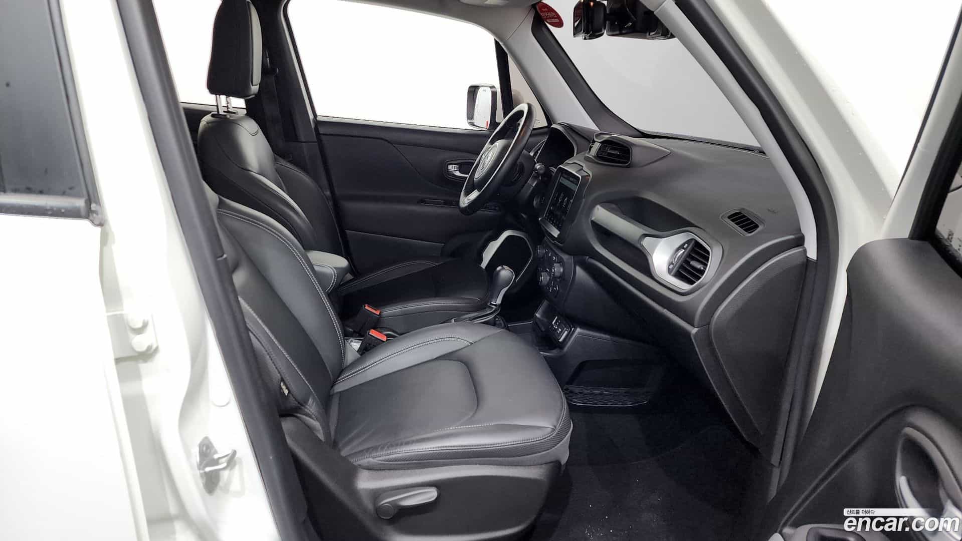 Renegade Jeep 2018.8-INNER-036