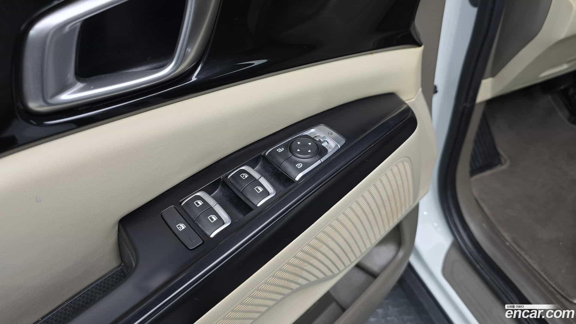 Canival Kia 2022.3-OPTION-019