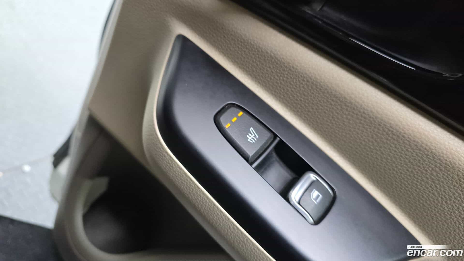 Canival Kia 2022.3-OPTION-020