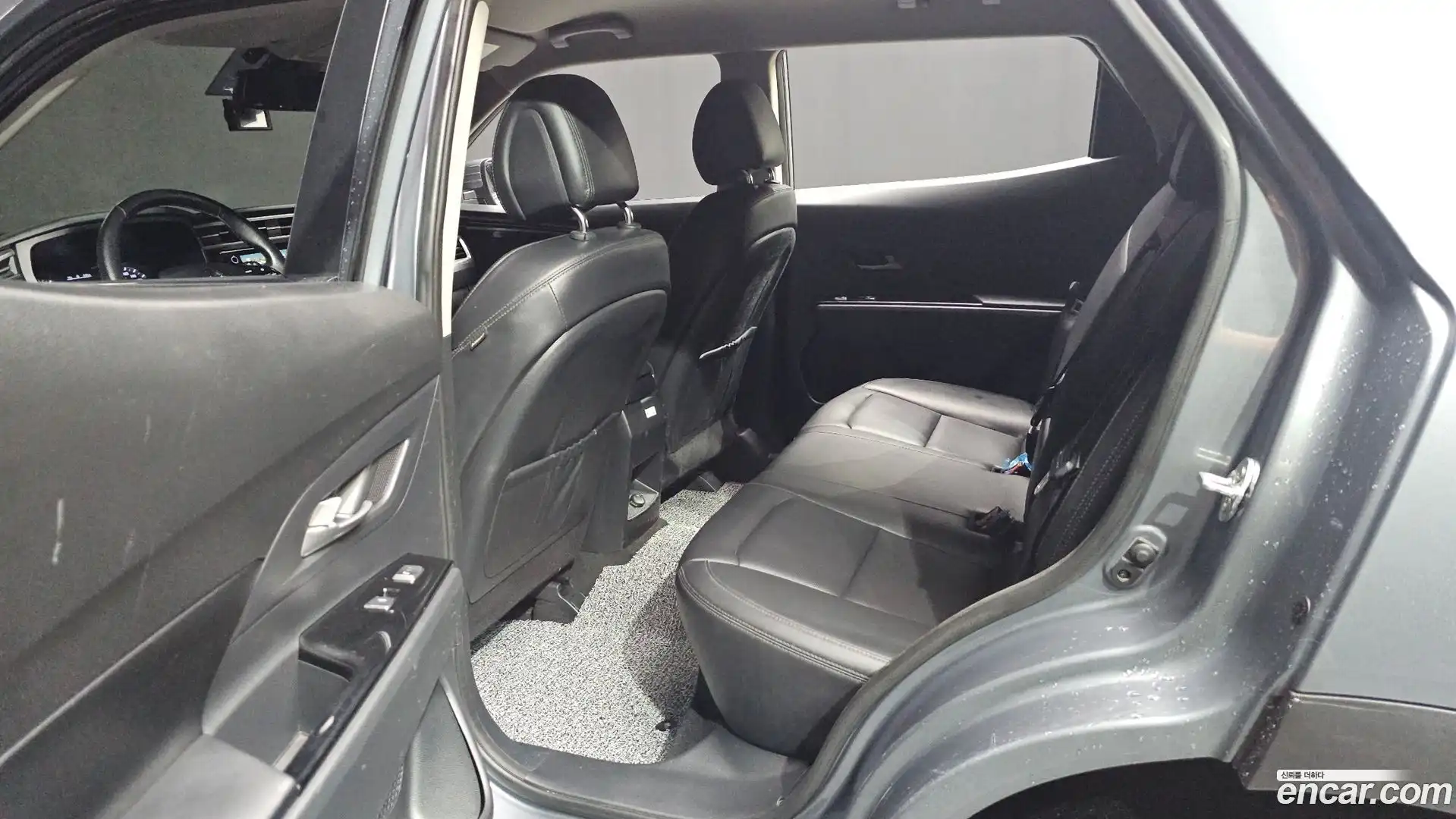 KORANDO KG Mobility 2021.10-OPTION-015