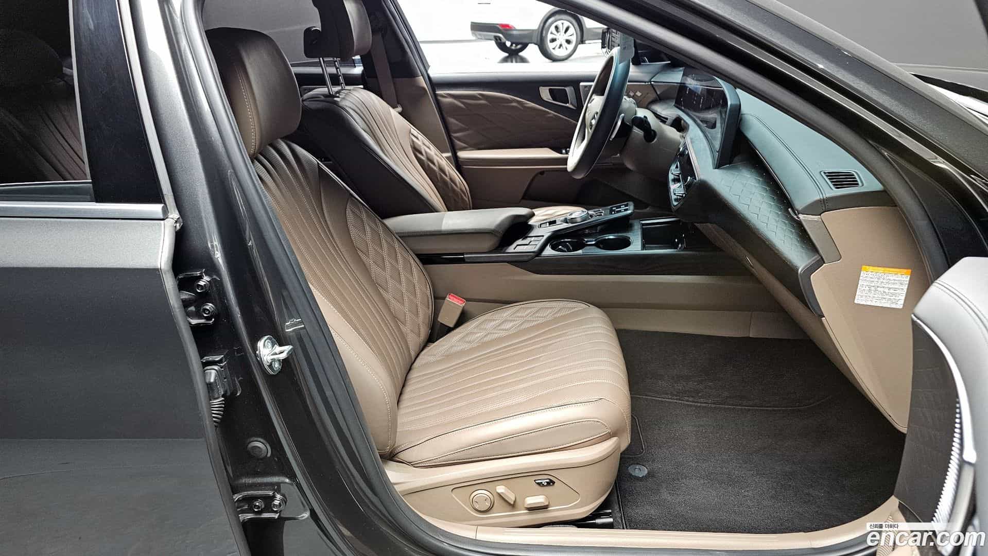 K8 Kia 2023.5-OPTION-015