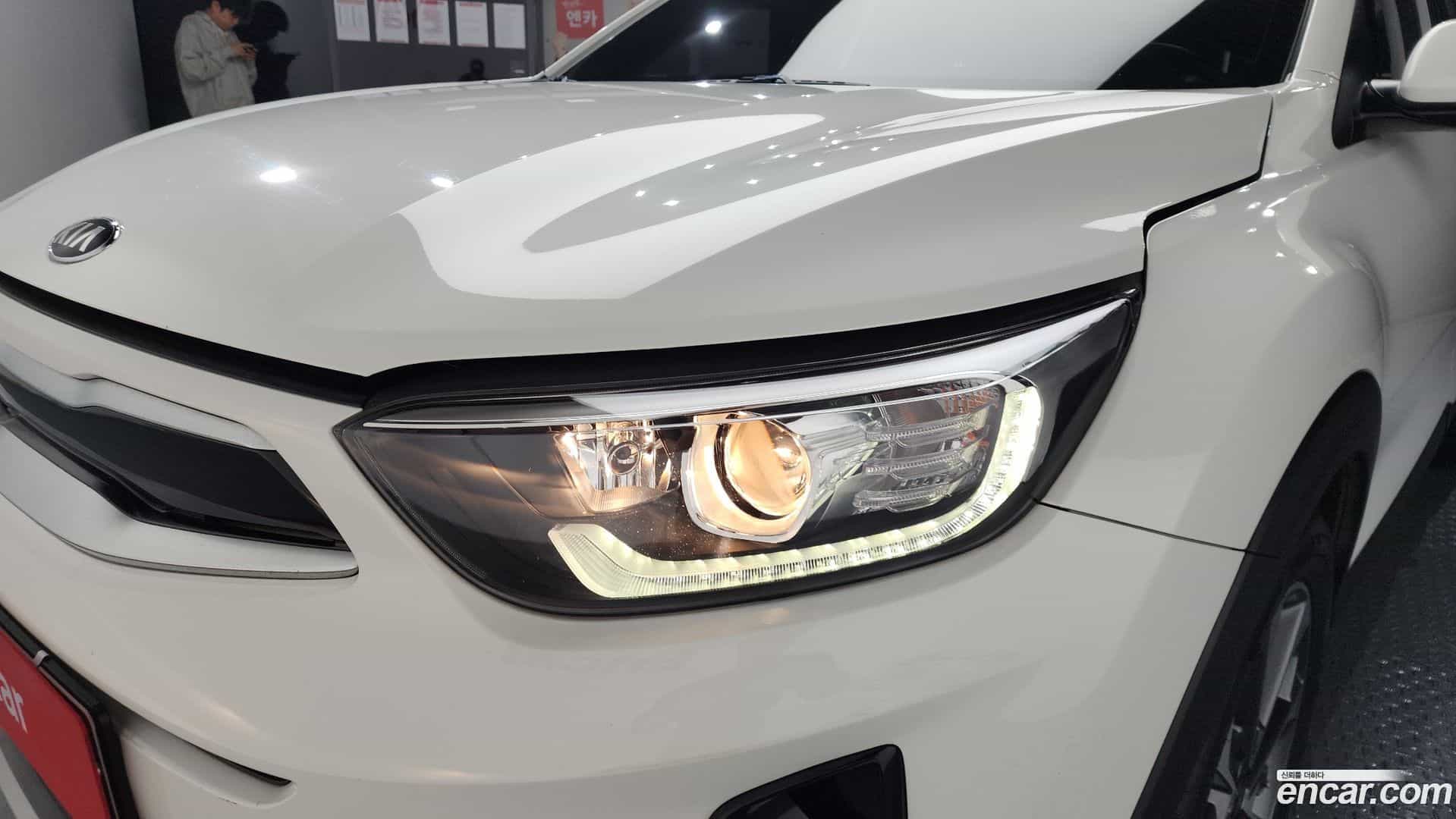 Stonic Kia 2018.8-OUTER-032