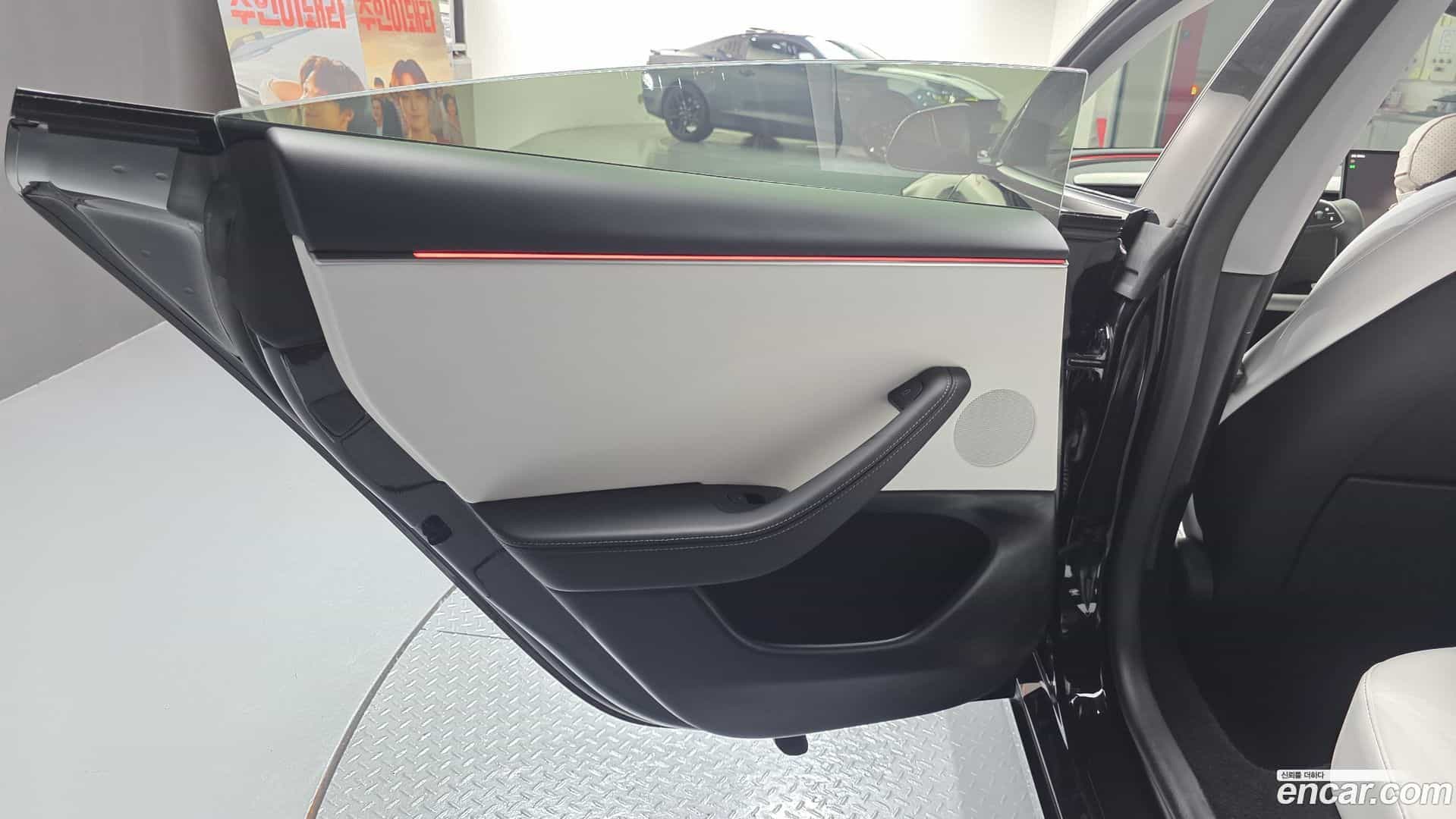 Model 3 Tesla 2024.6-INNER-035