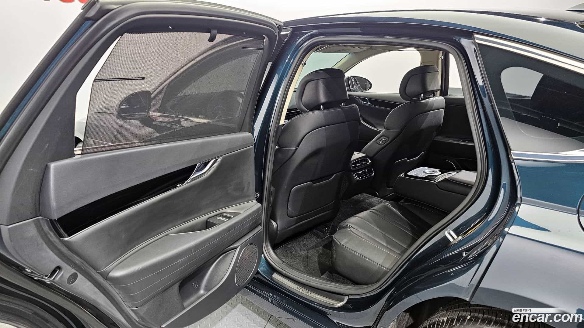 G80 Genesis 2022.1-OPTION-015