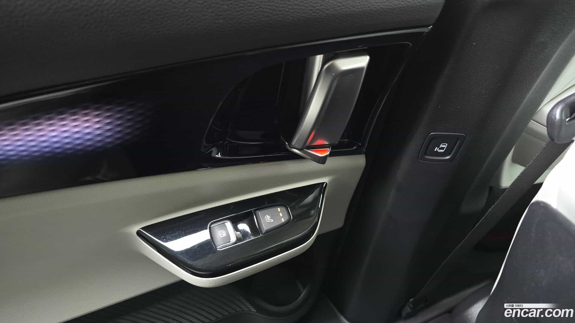 Canival Kia 2021.3-OPTION-023