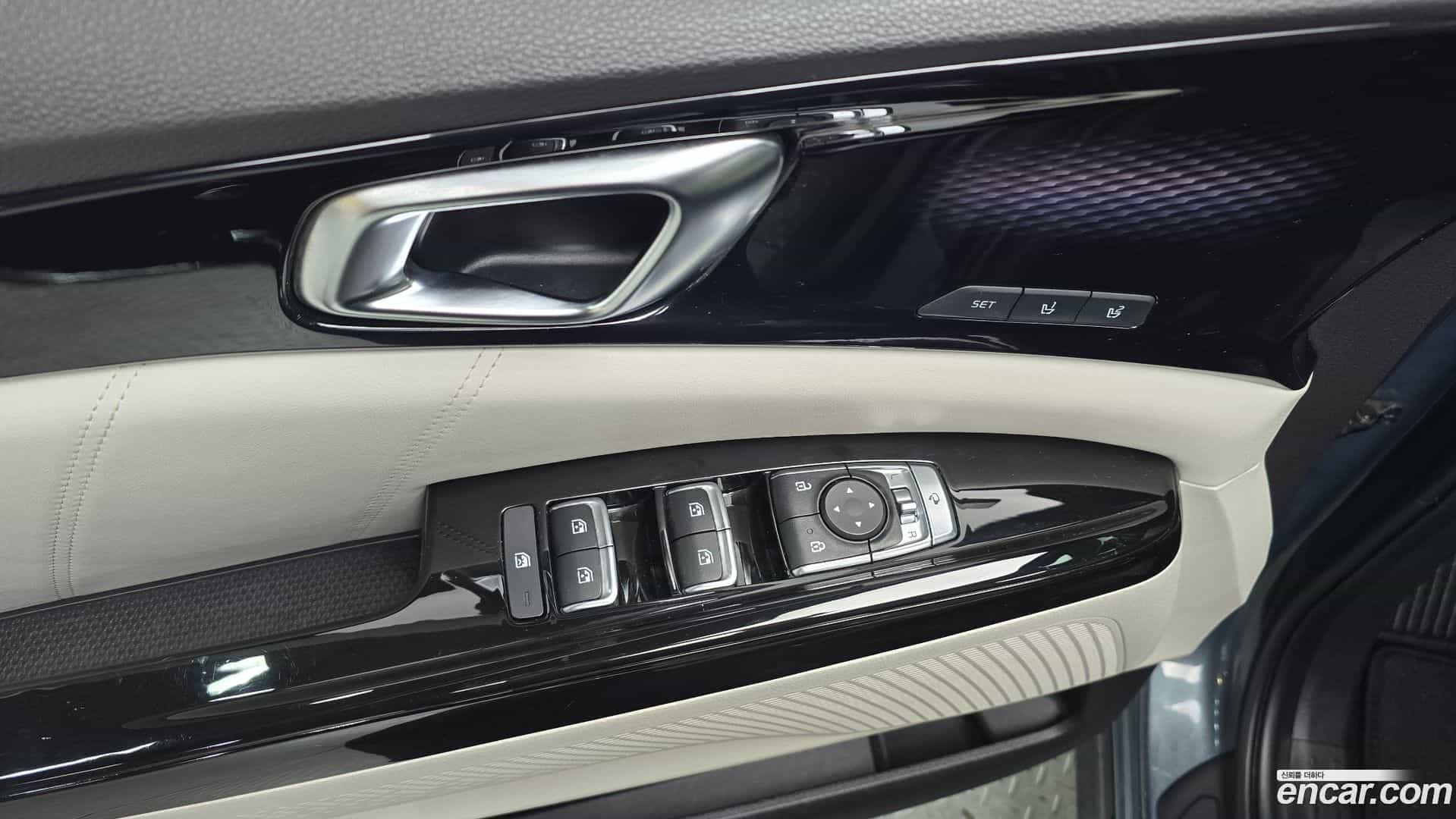 Canival Kia 2021.3-OPTION-041