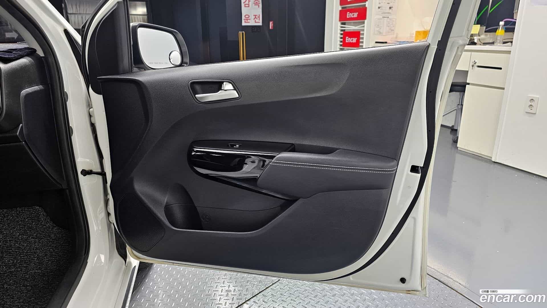 morning Kia 2019.0-INNER-034