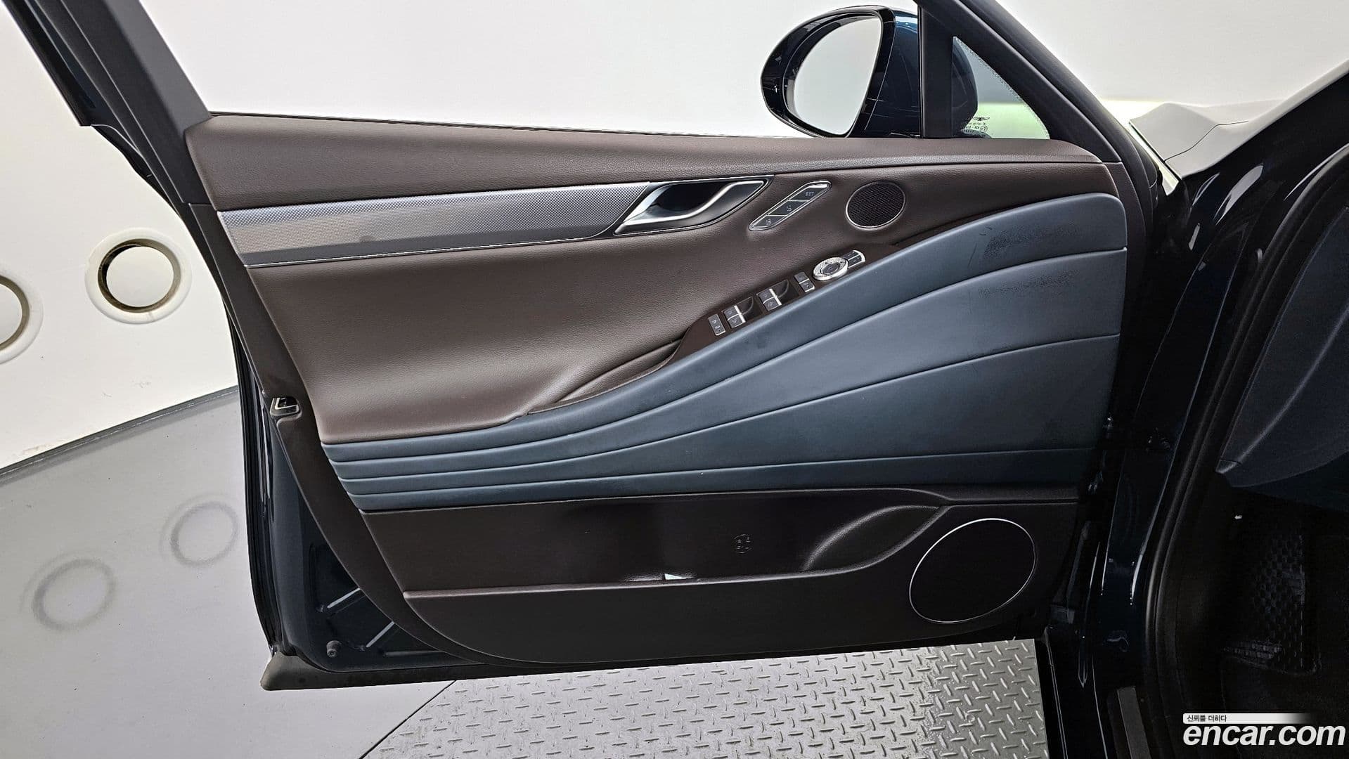 Main__Slider__Photo:G80 Genesis 2020.5-23