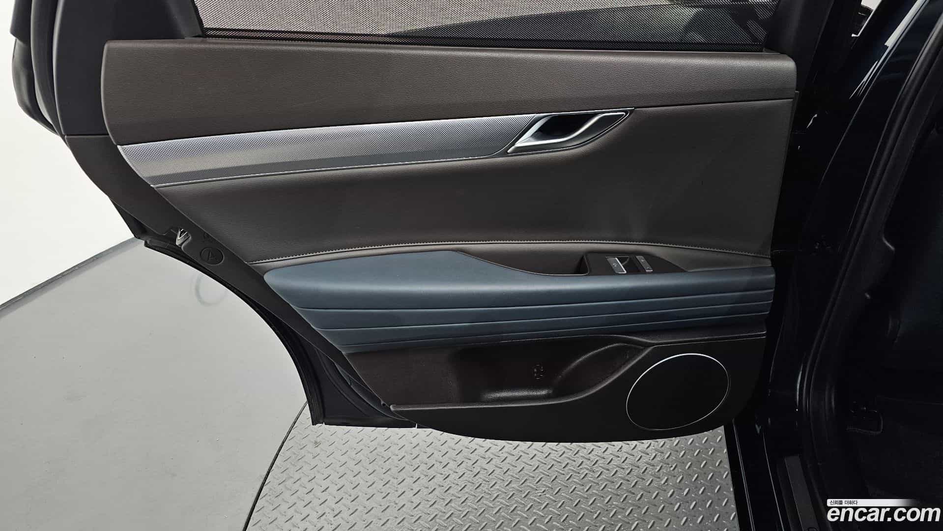 G80 Genesis 2020.5-INNER-035