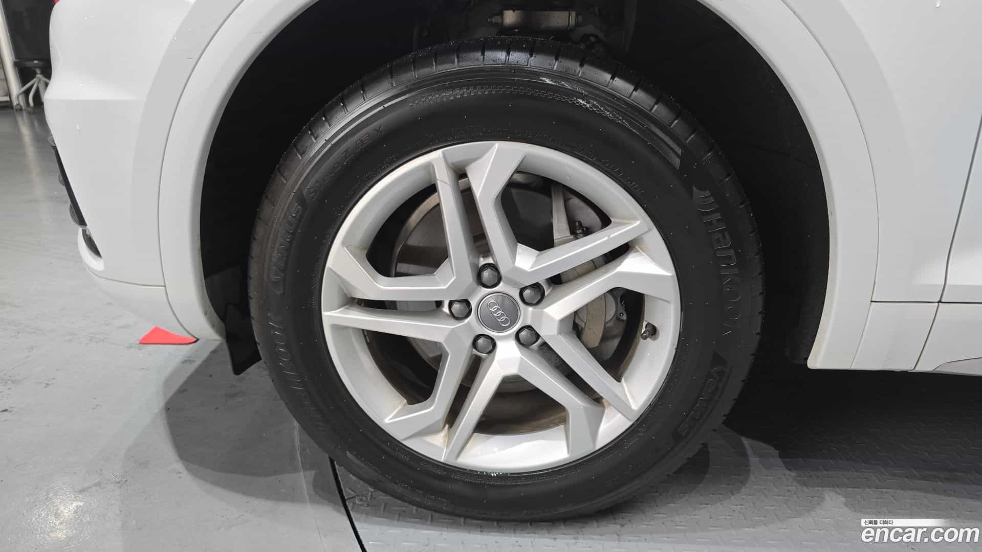 Q5 Audi 2020.7-OUTER-005