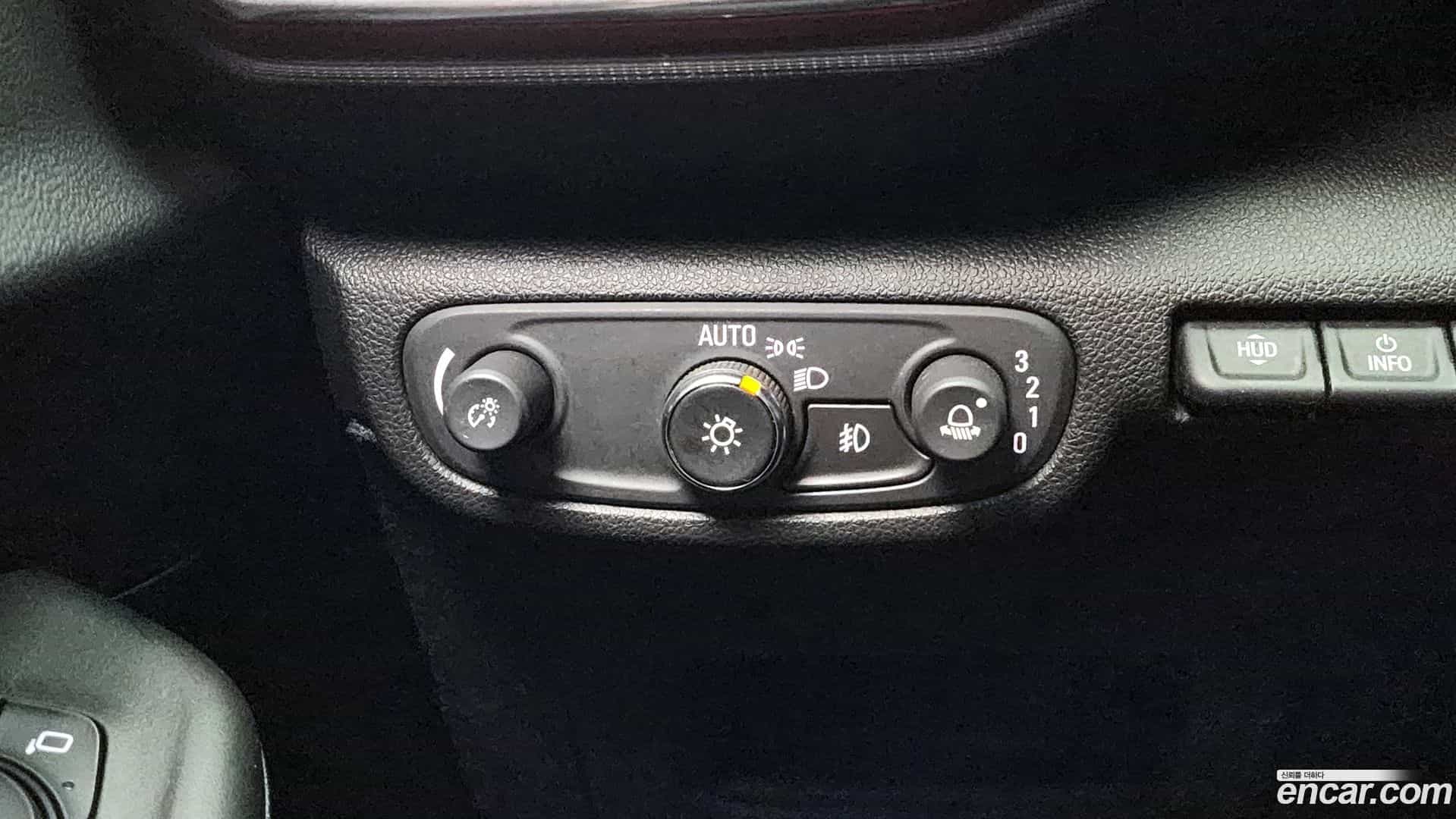 Trailblazer Chevrolet 2021.2-OPTION-046